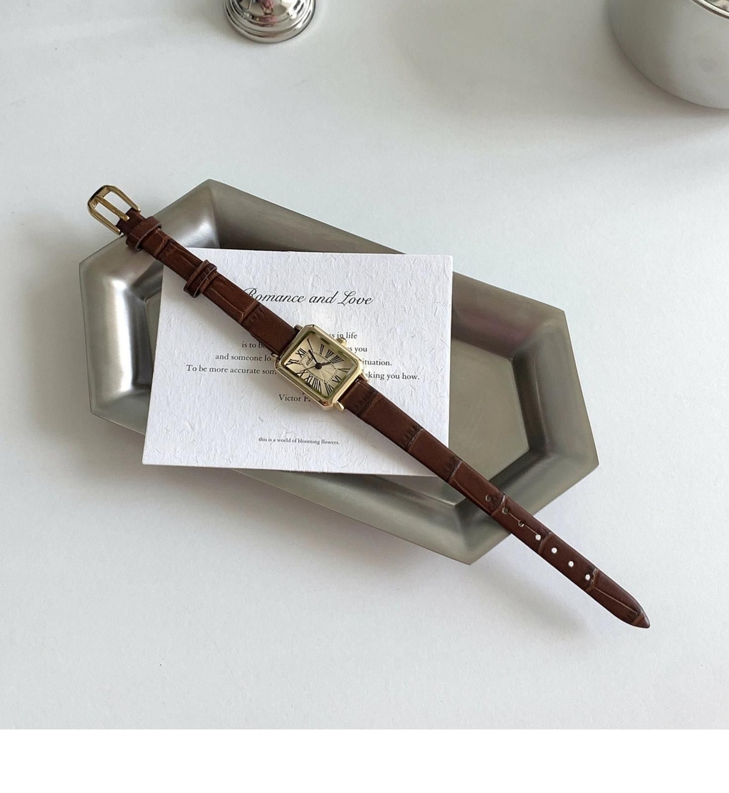 Jewelry Leather Strap Square Face Wristwatch, Classic Style Size ONE SIZE - 1 Thumbnail