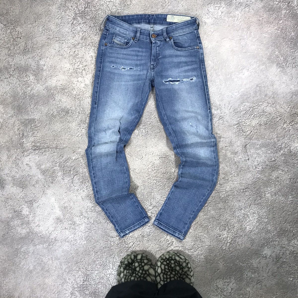 Vintage Vintage Y2K Diesel Distressed Low Rise Baggy Jeans Streetwea Size US 26 / EU 42 - 2 Thumbnail