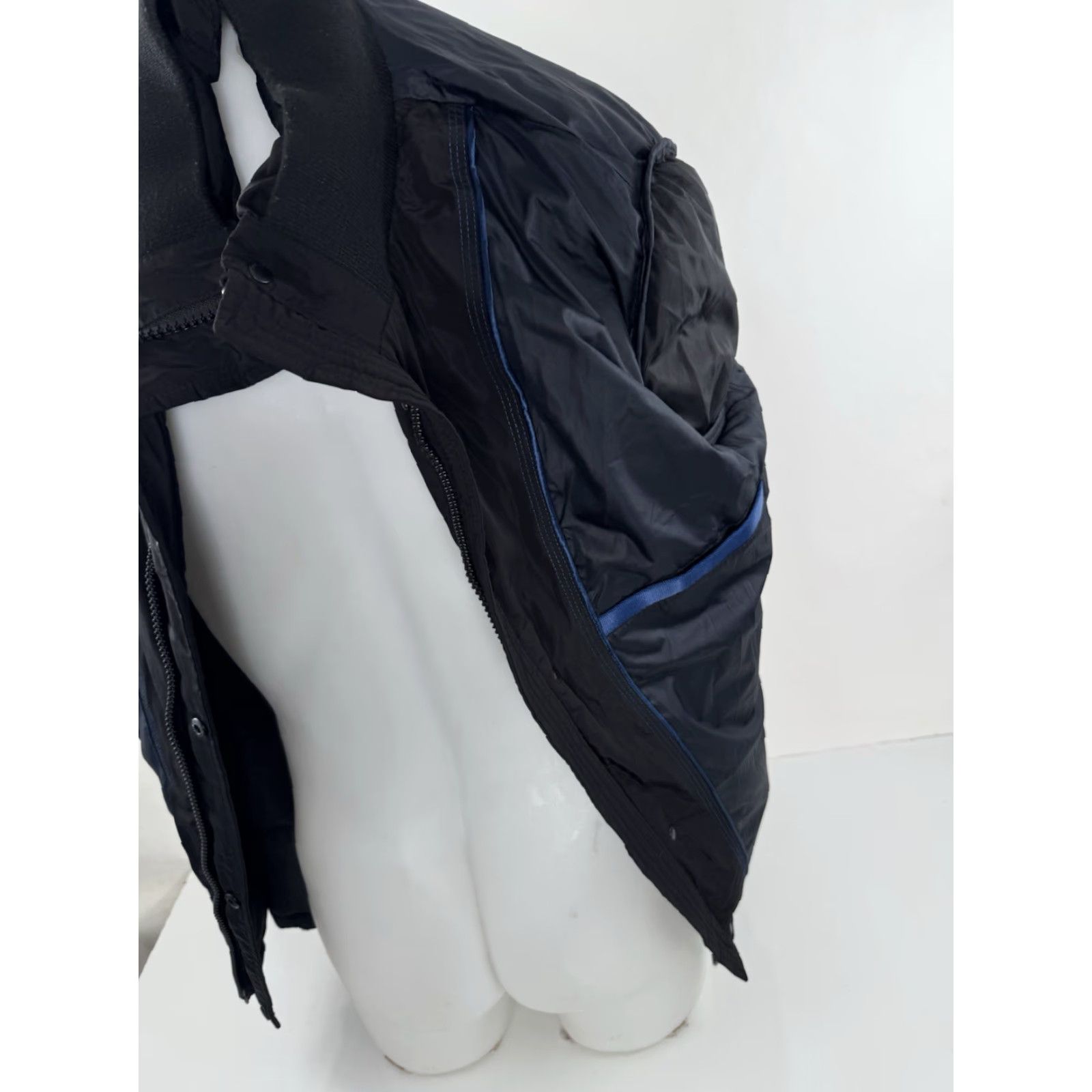 Calvin Klein CALVIN KLEIN Quilted Puffer Water Resistant Full Zip Jacket S Black Mens Jacket Size US S / EU 44-46 / 1 - 7 Thumbnail
