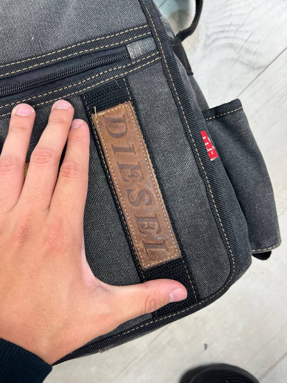 Diesel Vintage Diesel Messenger Shoulders Bag Leather Logo Size ONE SIZE - 10 Thumbnail