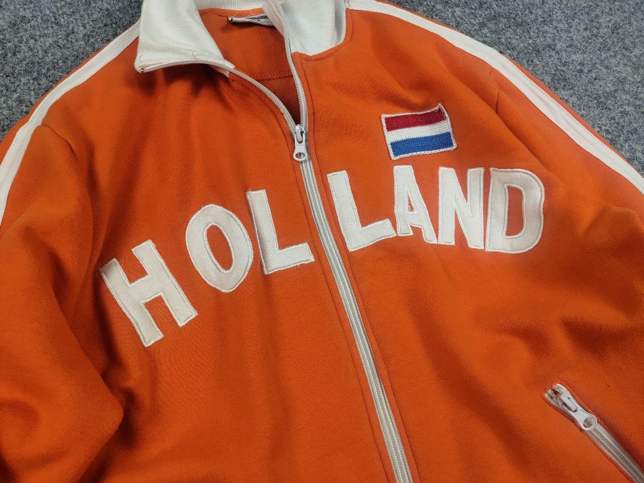 Vintage Vintage rare Holland Orange Big Logo Zip Track Jacket Y2K Size US S / EU 44-46 / 1 - 8 Thumbnail