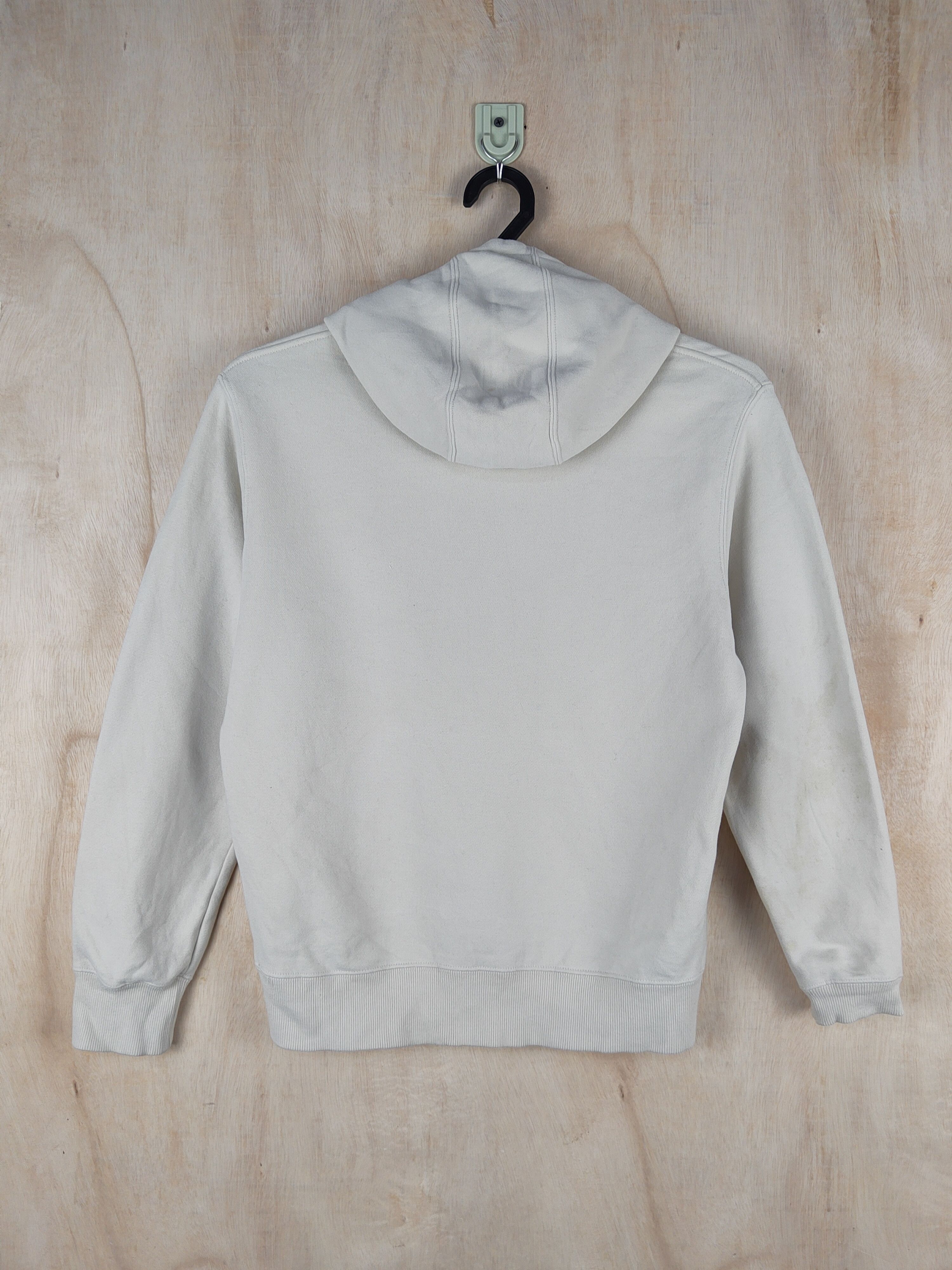 Japanese Brand × Vintage Uniqlo Cream Hoodie Marine Sweatshirts #S2496 Size US XS / EU 42 / 0 - 8 Thumbnail