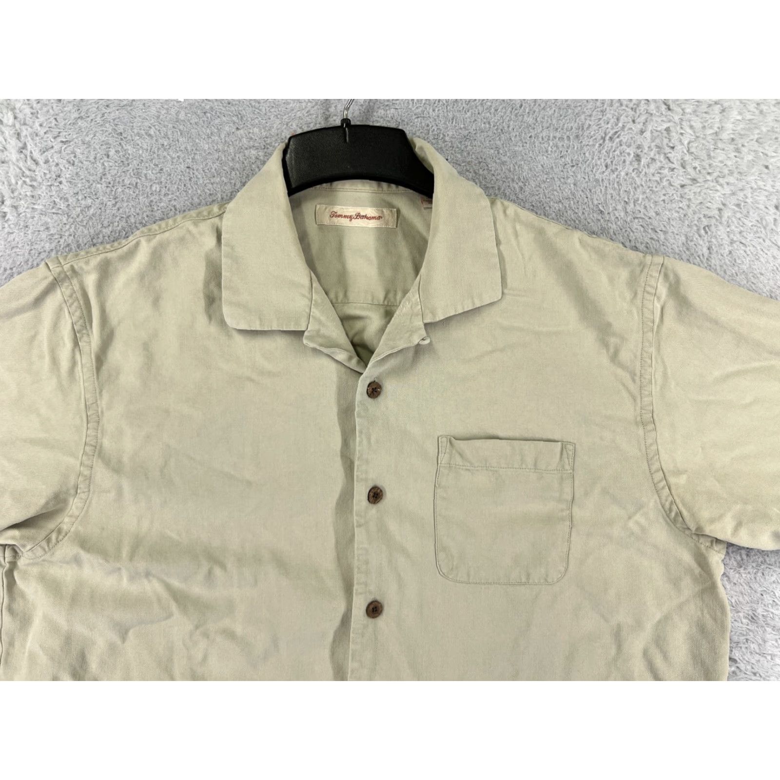 Tommy Bahama Tommy Bahama Shirt Men XL Beige Button-Up Silk Hawaiian Pocket Vacation Casual Travel 44in Chest Size US XL / EU 56 / 4 - 6 Thumbnail