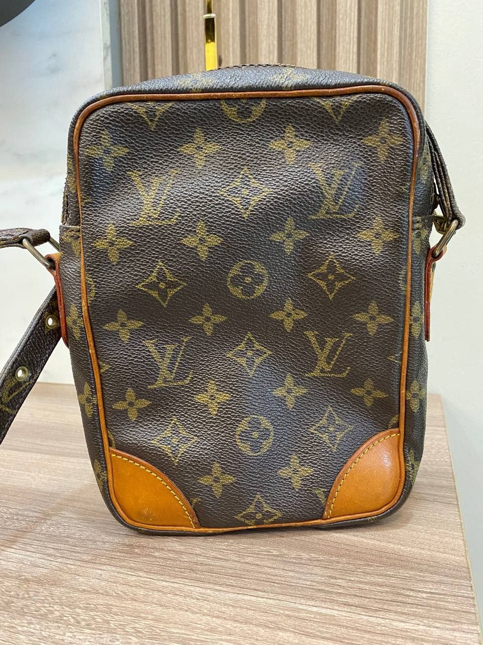 Louis Vuitton Louis Vuitton Monogram Amazone Cross Body Bag Size ONE SIZE - 4 Thumbnail