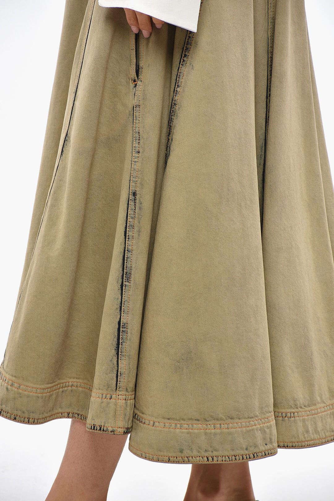 Salvatore Ferragamo og1mm0326 Denim Flared Skirt in Grey Size 27" / US 4 / IT 40 - 2 Thumbnail