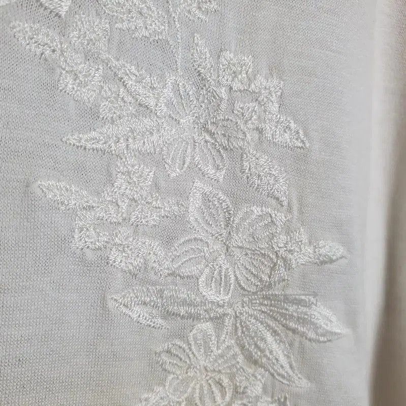 Dior Dior Long Sleeve Embroidered Cotton T. Size M / US 6-8 / IT 42-44 - 8 Thumbnail