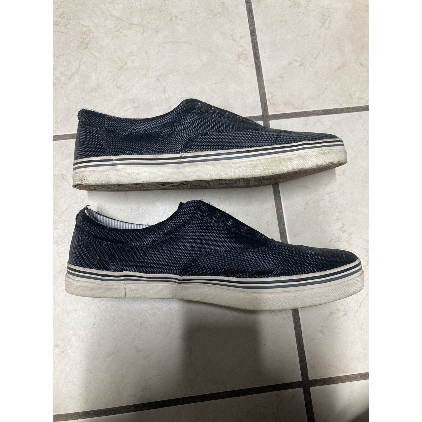 Kenneth Cole Kenneth Cole Reaction Around The Globe Sneakers - 8.5 Size US 8.5 / EU 41-42 - 3 Thumbnail