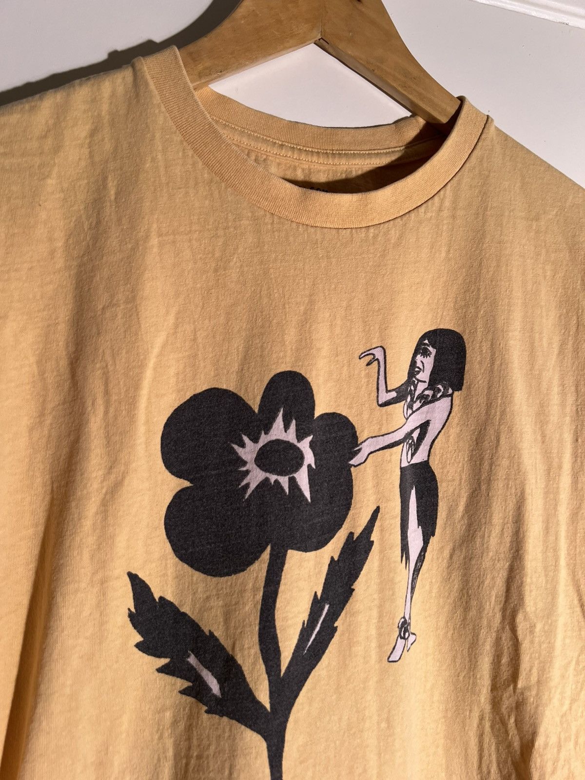 Vintage Y2K 2000’s Volcom Post Boring Flower Woman Cat Skater Shirt Size US M / EU 48-50 / 2 - 6 Thumbnail