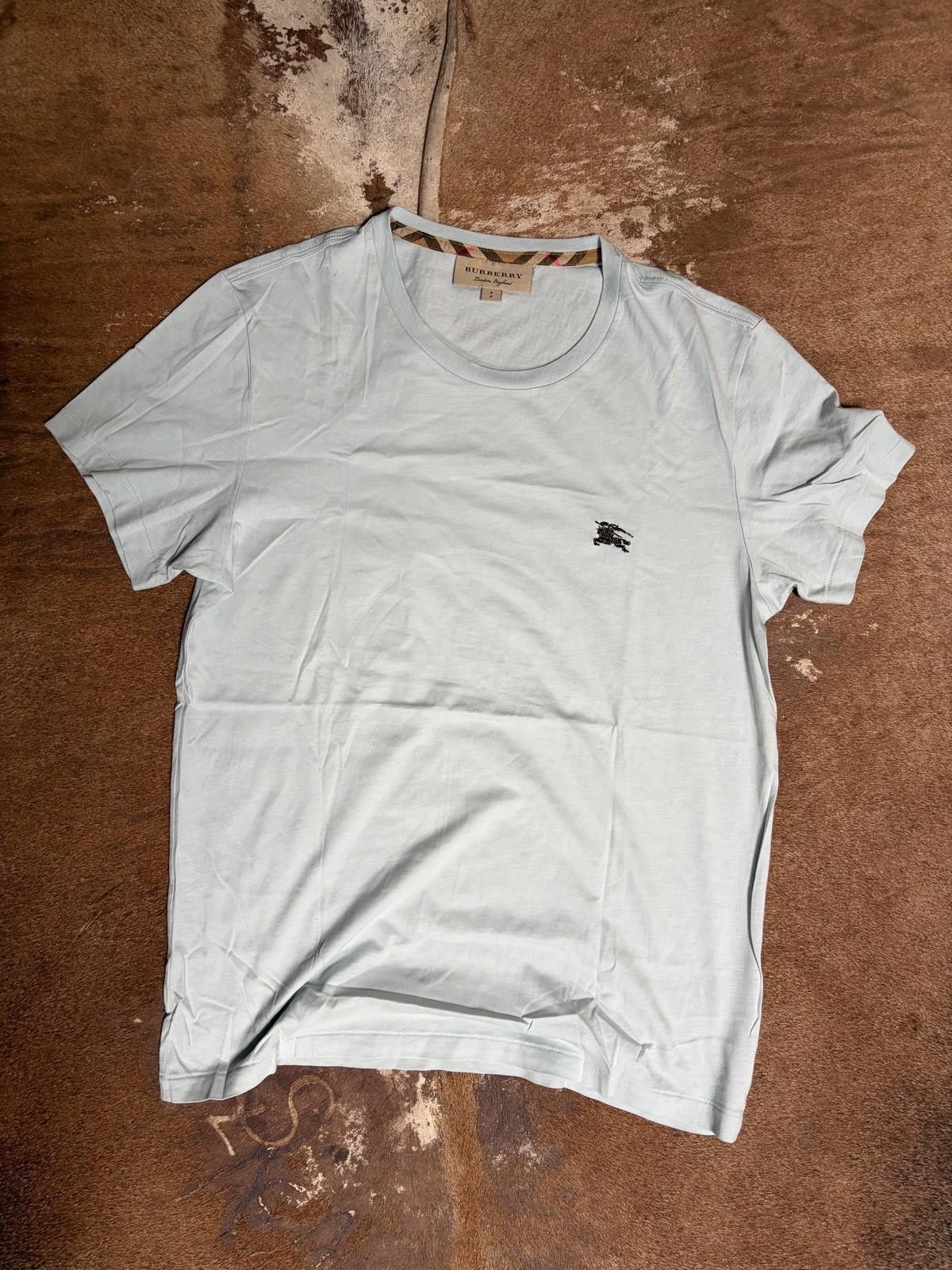 Burberry Burberry T Shirt Size US S / EU 44-46 / 1 - 1 Thumbnail