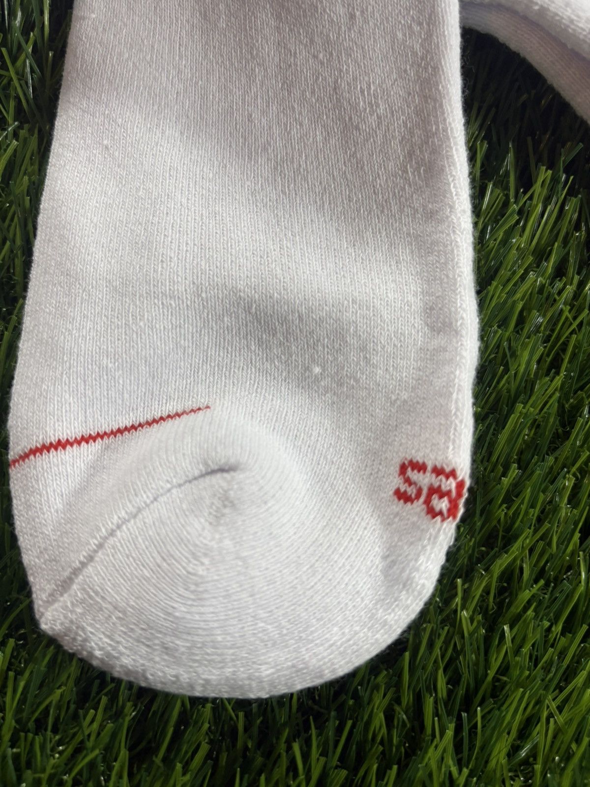 Supreme Supreme x Hanes Crew Socks Size ONE SIZE - 4 Thumbnail