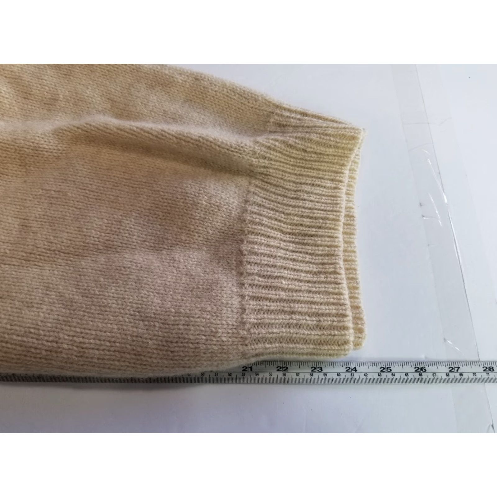 Vintage VINTAGE Thornton Bay Sweater Knit Wool Beige L Men Pullover Crew Neck Geometric 100% Wool Made In Hong Kong Regular Size Large Size US L / EU 52-54 / 3 - 6 Thumbnail