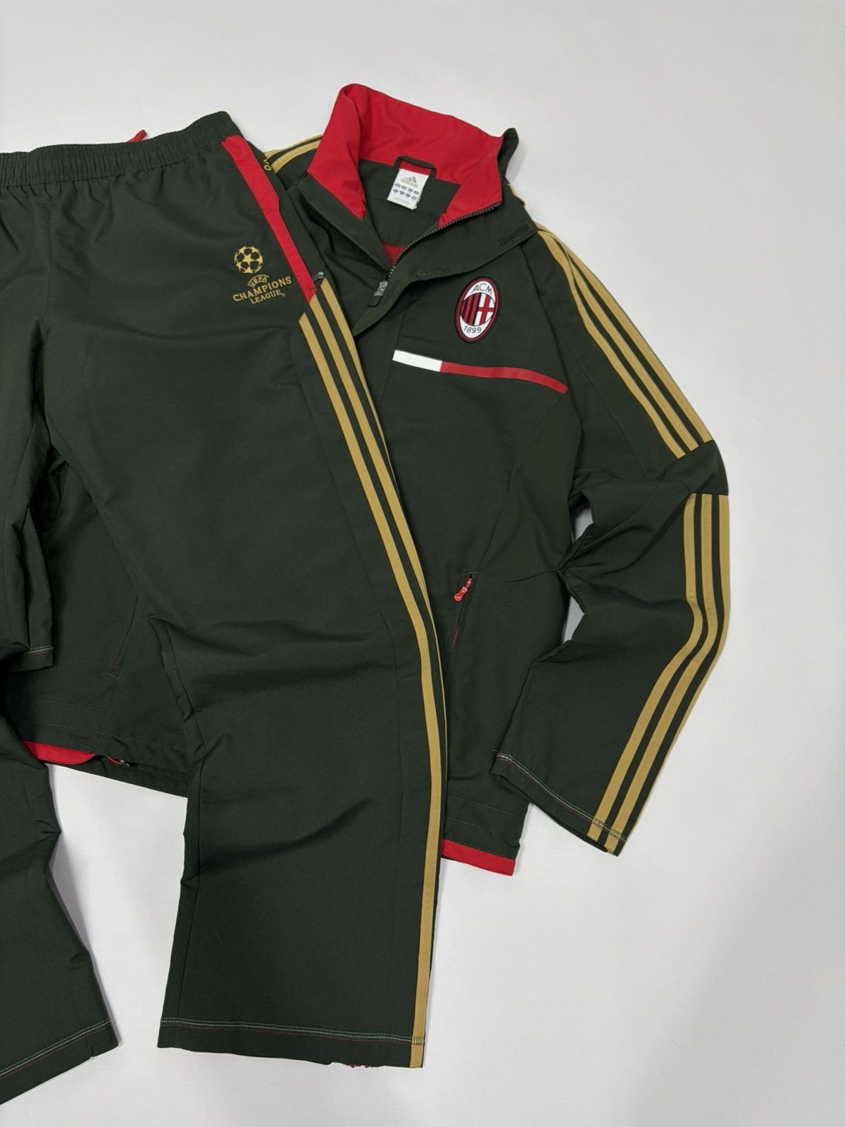 Nike AC Milan Adidas Tracksuit Champions League FootballY2K Set Size US L / EU 52-54 / 3 - 3 Thumbnail
