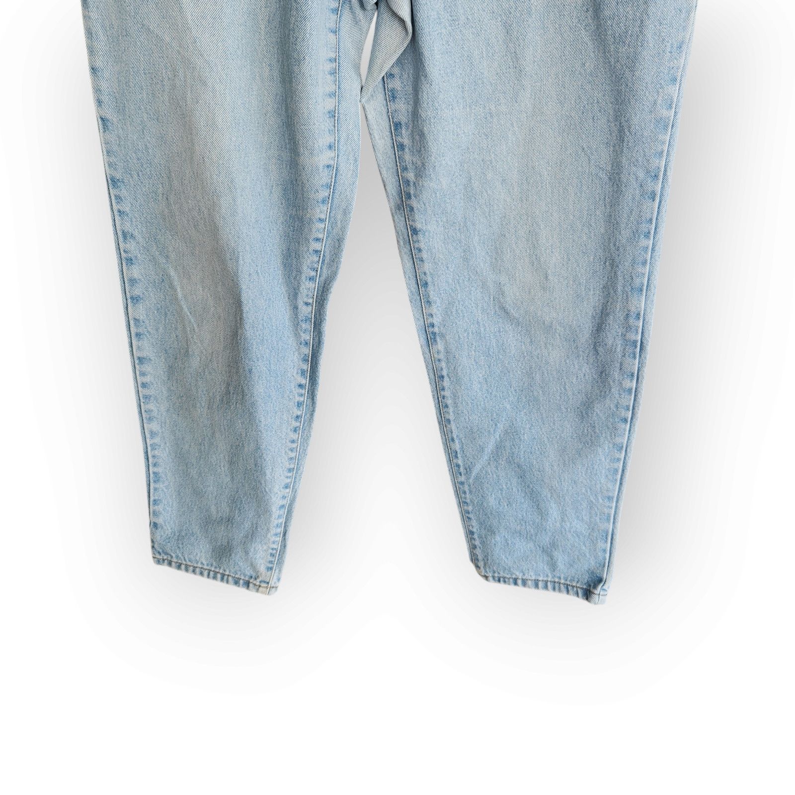 Vintage Vintage No Excuses Light Wash High Waisted Tapered Jeans 8 Size 30" / US 8 / IT 44 - 3 Thumbnail