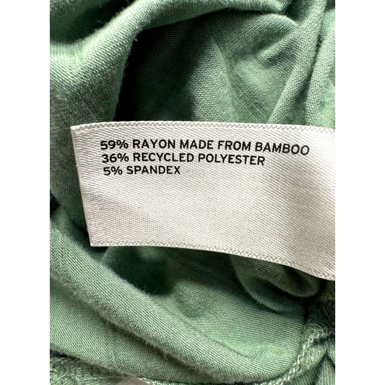 CO VINTAGE Women’s Alaskan Hardwear by Duluth Trading Co T-Shirt XL Green Striped Pattern Womens (Like New) Size XL / US 12-14 / IT 48-50 - 7 Thumbnail