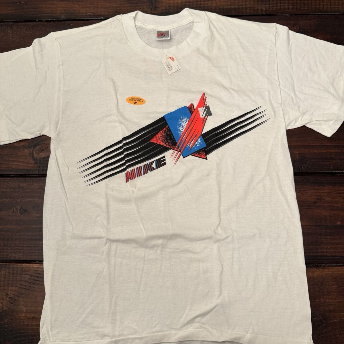 Nike Vintage Nike Reflective 3M T-Shirt Size US M / EU 48-50 / 2 - 1 Thumbnail