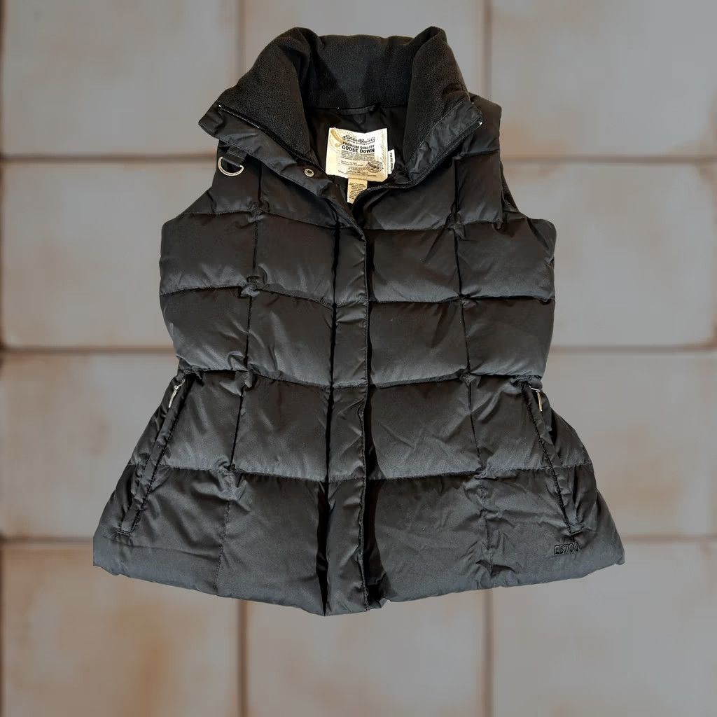 Eddie Bauer VINTAGE? No. Eddie Bauer Vest Women Small Black 700 Fill Goose Down Puffer Quilted Full Zip Sleeveless Power Button? Size S / US 4 / IT 40 - 1 Thumbnail
