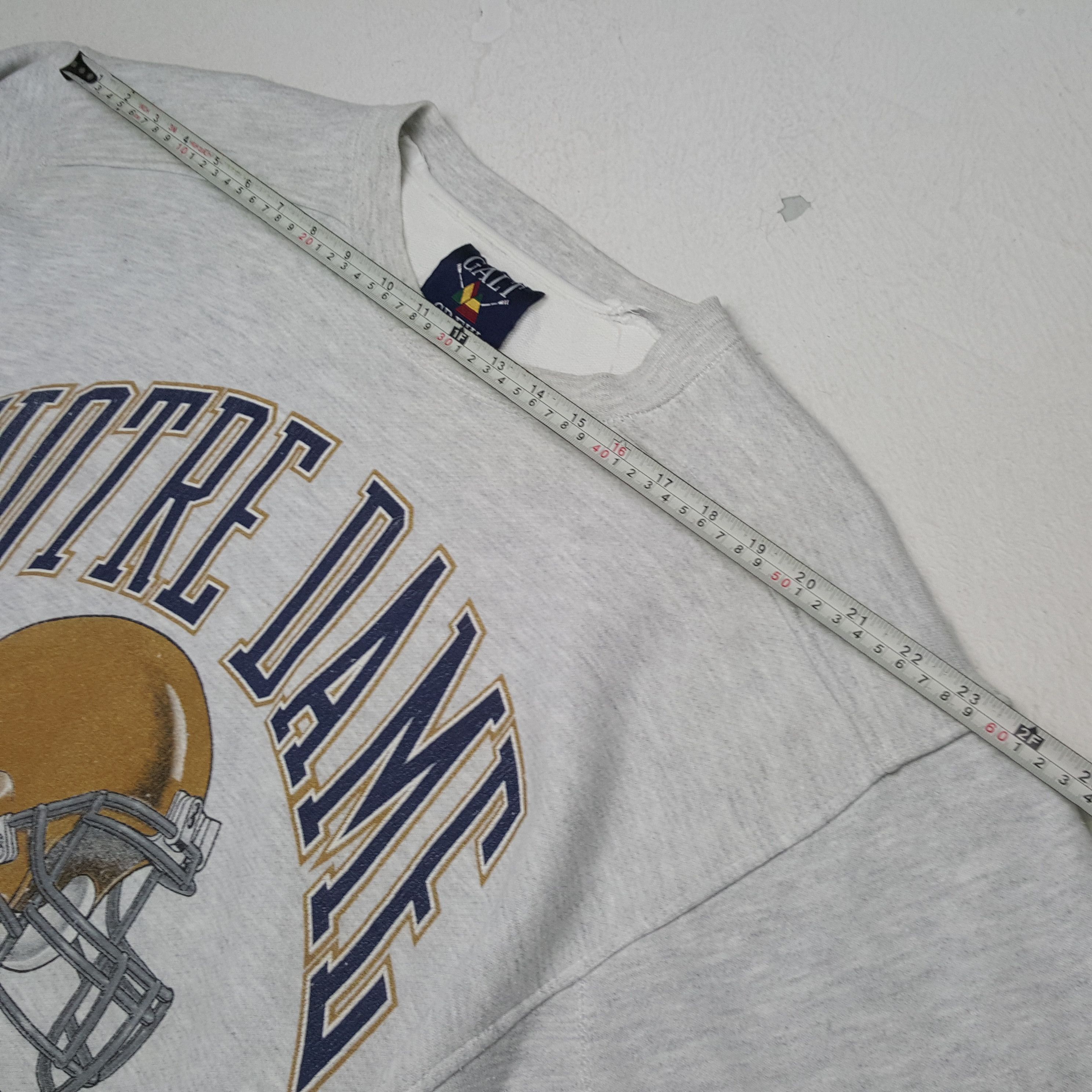 Galt Crew × NFL × Vintage NOTRE DAME FOOTBALL Team Sweatshirt Size US M / EU 48-50 / 2 - 4 Thumbnail