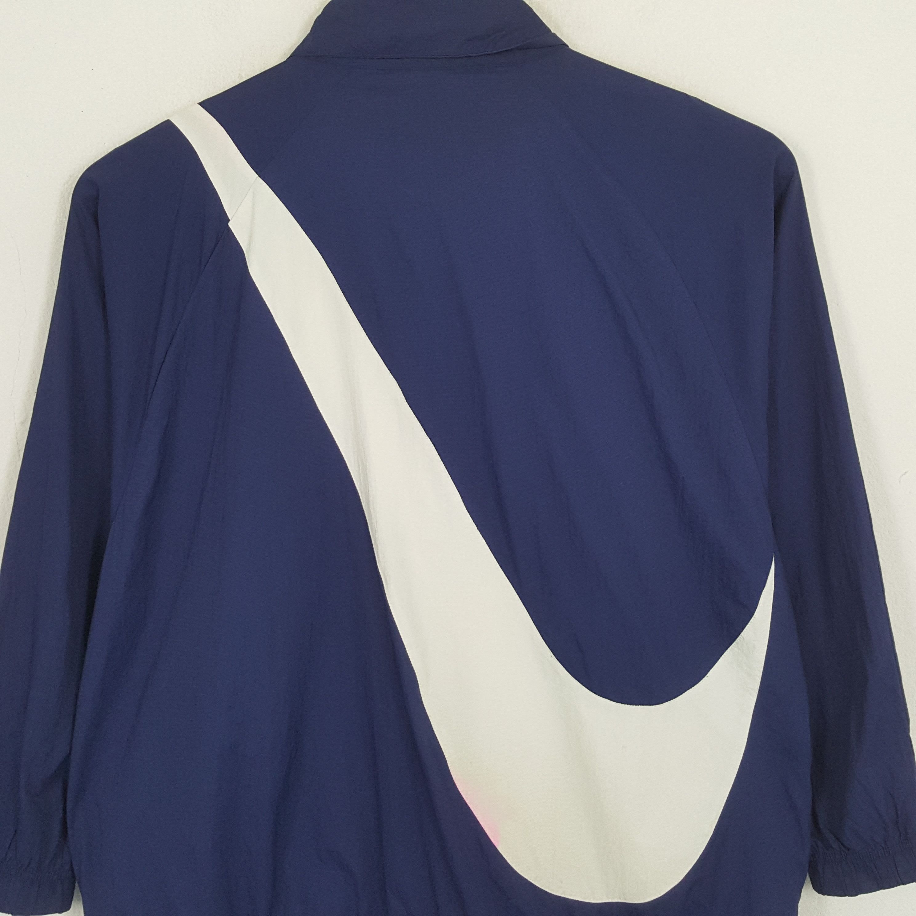 Nike × Vintage Vintage NIKE Sportswear Big Swoosh Logo Design Jacket Size US XL / EU 56 / 4 - 4 Thumbnail