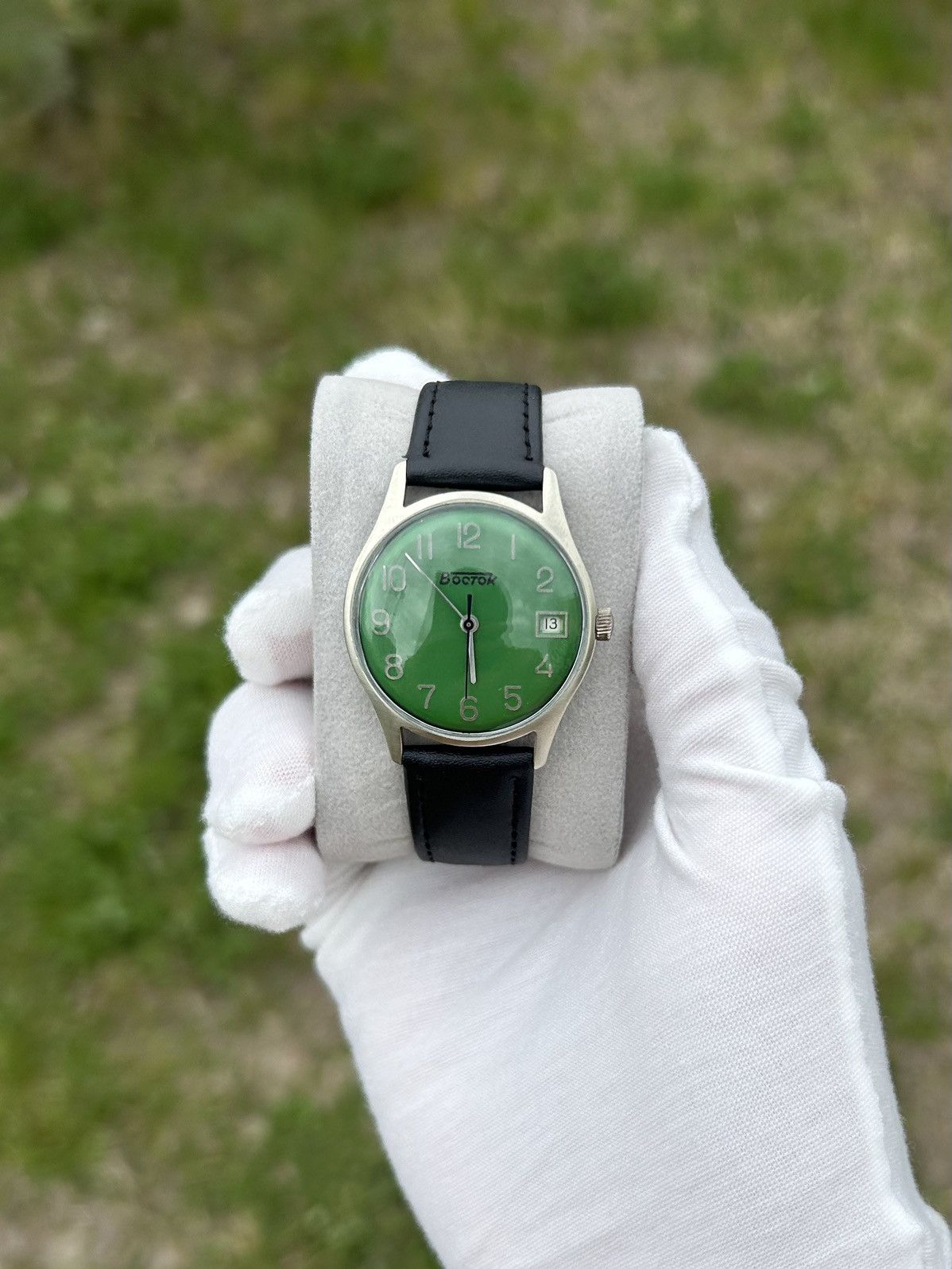 Vintage Vintage Watch Vostok USSR Soviet Mechanical Wristwatch 1980s Size ONE SIZE - 12 Thumbnail