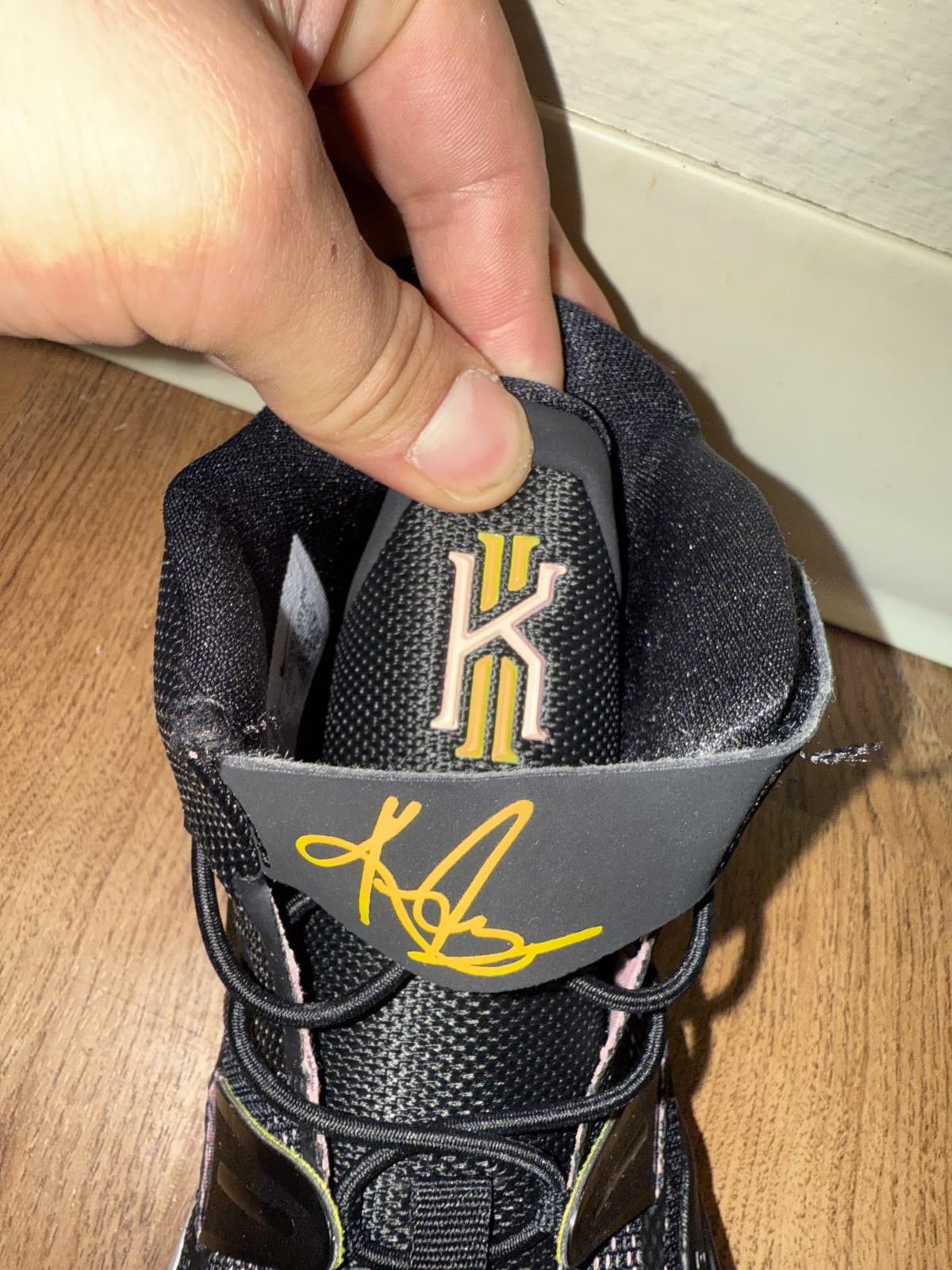 Nike Nike Kyrie 7 Ripple Effect (PS) Size US 5 / EU 37 - 8 Thumbnail