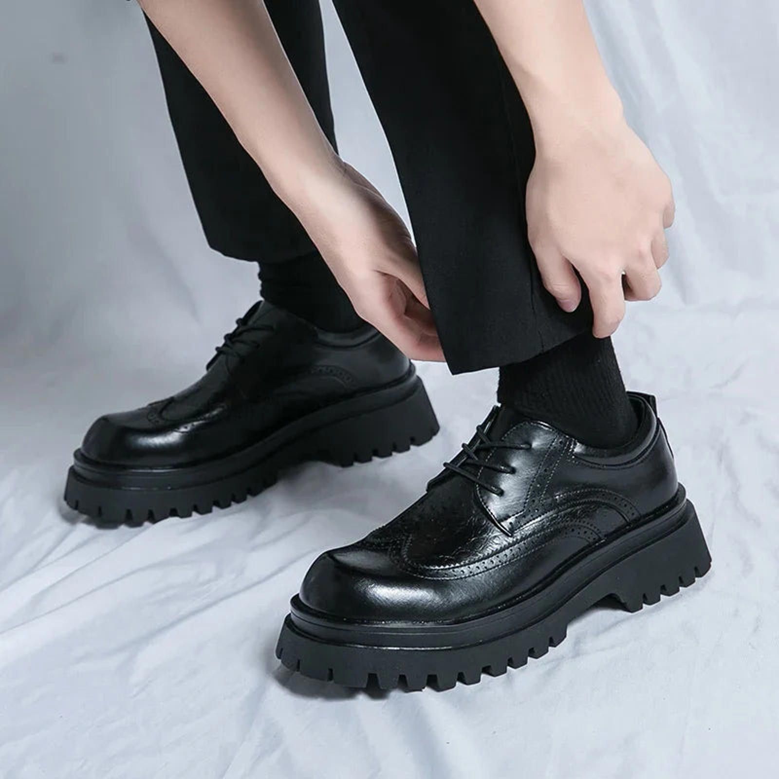 Leather Chunky Sole Brogue Shoes Size US 7 / EU 40 - 11 Thumbnail