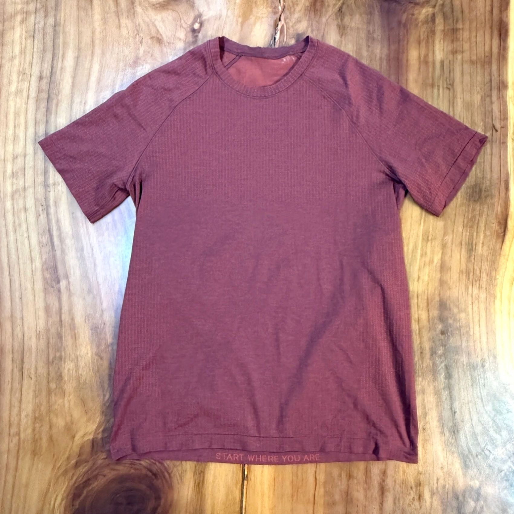 Lululemon Lululemon Metal Vent Shirt Men M T-Shirt Red Crew Neck Short Sleeve Athletic G26 Size US M / EU 48-50 / 2 - 2 Thumbnail