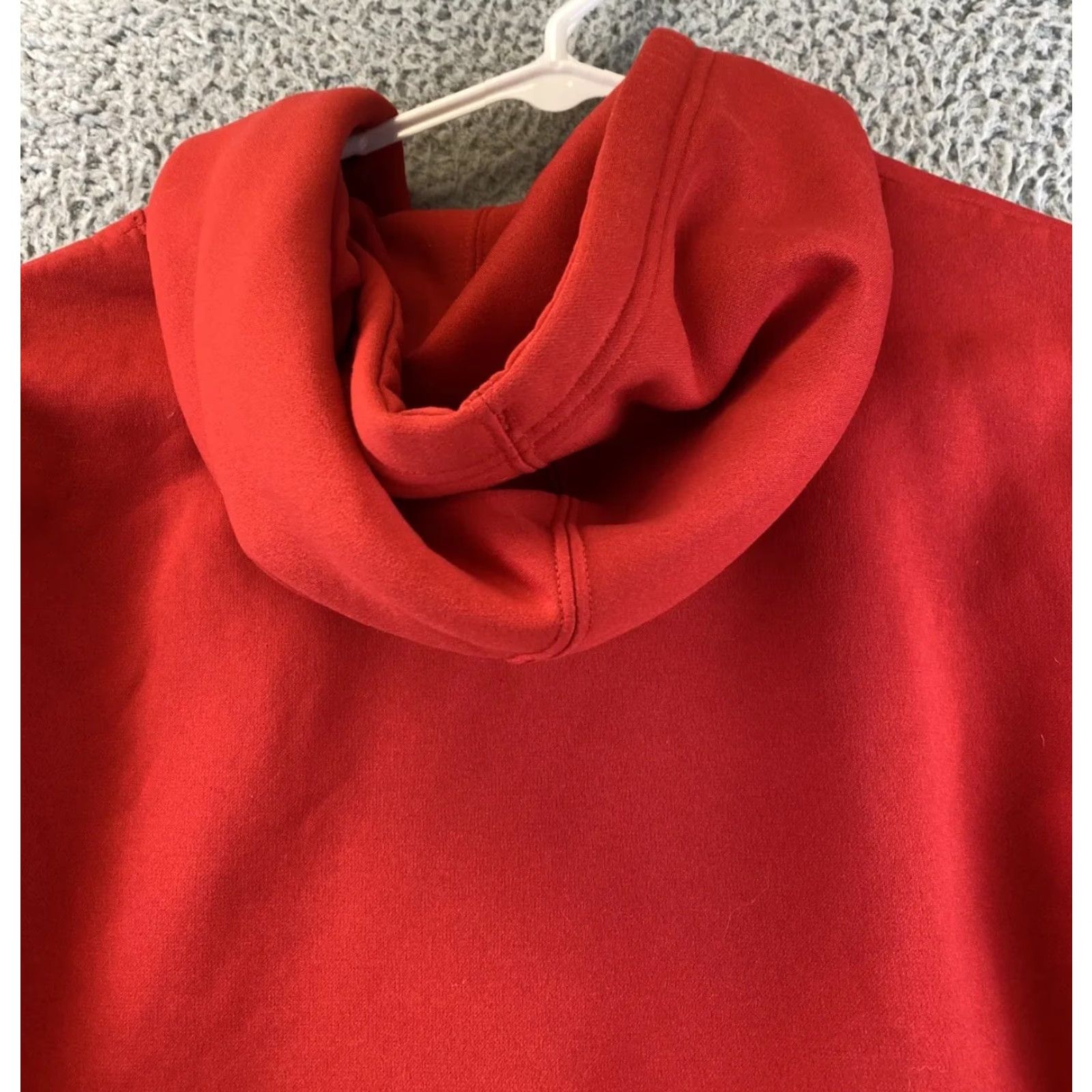 Under Armour Under Armour Mens Red Kangaroo Pockets Hoodie Sweatshirt M 75-44 Regular Men's Colorful Pockets Running Jogging Polyester Zip Drawstring Solid Size US M / EU 48-50 / 2 - 8 Thumbnail