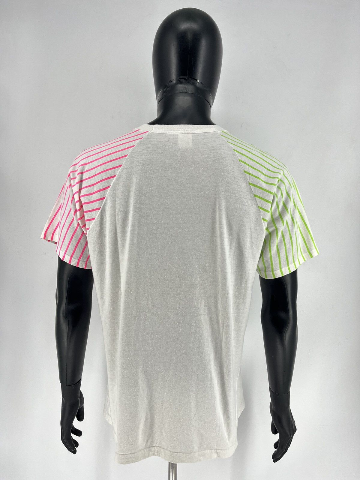 Vintage Vintage 90s Rare Crazy Surfer Skater Style Boot Tee M Size US M / EU 48-50 / 2 - 8 Thumbnail
