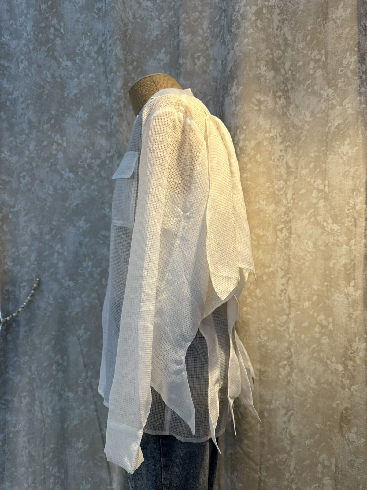 Other Size L - Sheer White Shark Fin Jacket Size US L / EU 52-54 / 3 - 7 Thumbnail