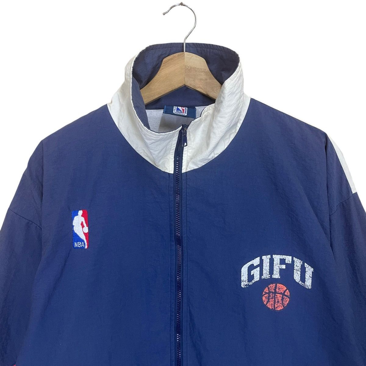 Japanese Brand NBA Japanase Basketball Gifu Team Small Logo Zipper Jacket Size US L / EU 52-54 / 3 - 4 Thumbnail