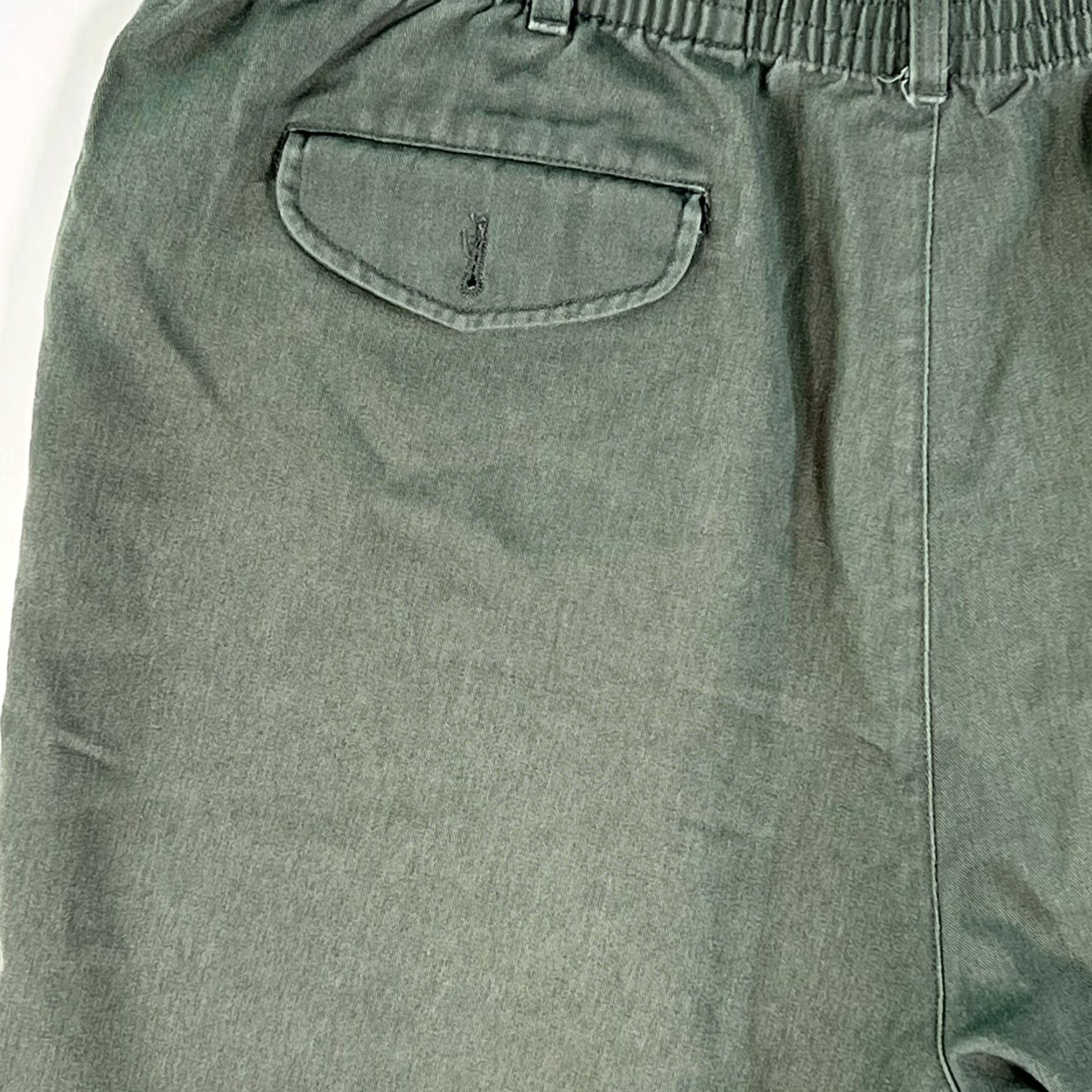 Vintage Town Craft Mens Chino Shorts 44W Regular Inseam 12in Green Stain Release Easy Care Casual Shorts Mens Size US 42 / EU 58 - 5 Thumbnail
