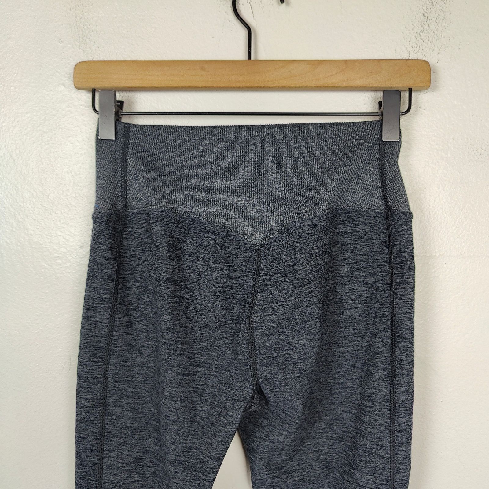 Alo Yoga Alo Yoga High Waist AloSoft Lounge Leggings Womens Small Size 28" / US 6 / IT 42 - 4 Thumbnail