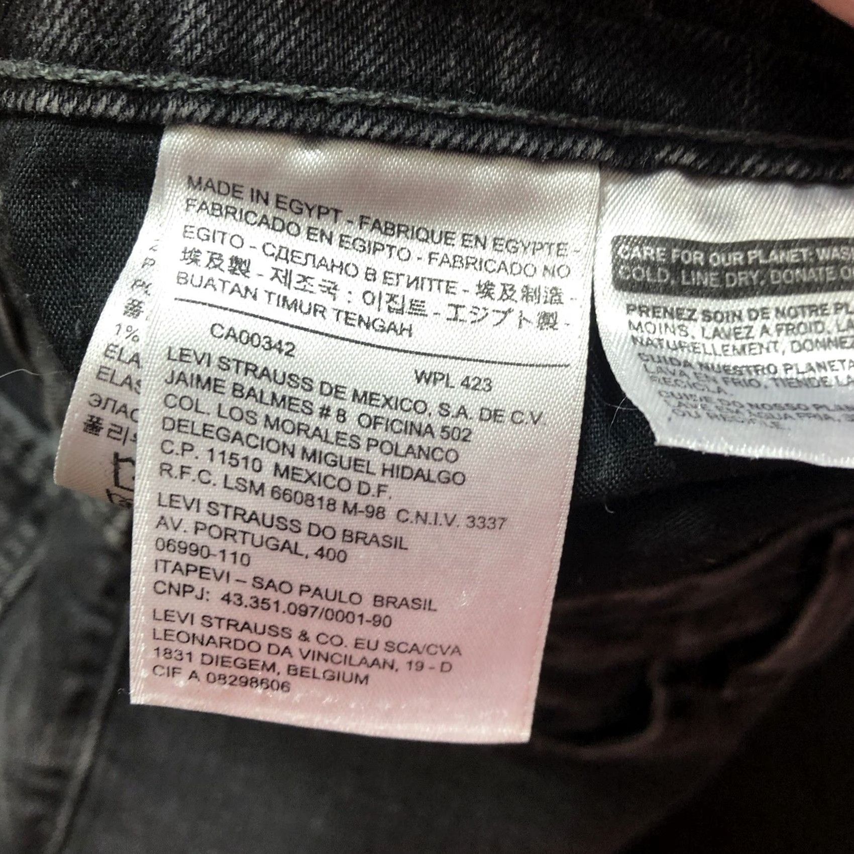 Levi's Levi's Classic Mid Rise Skinny Jeans Womens 8 Black Denim 28 Inseam 5-Pocket Belt Loops Distressed No Light Wash Slim Fit Vintage: No Size 30" / US 8 / IT 44 - 7 Thumbnail