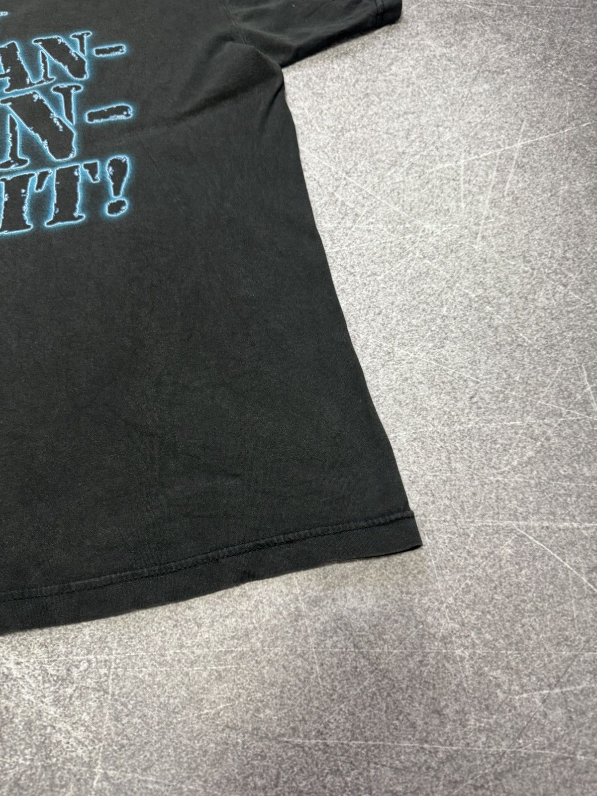 Vintage Vintage 2000 The Rock Dwayne Johnson T-Shirt Wwe WWF Size US L / EU 52-54 / 3 - 15 Thumbnail
