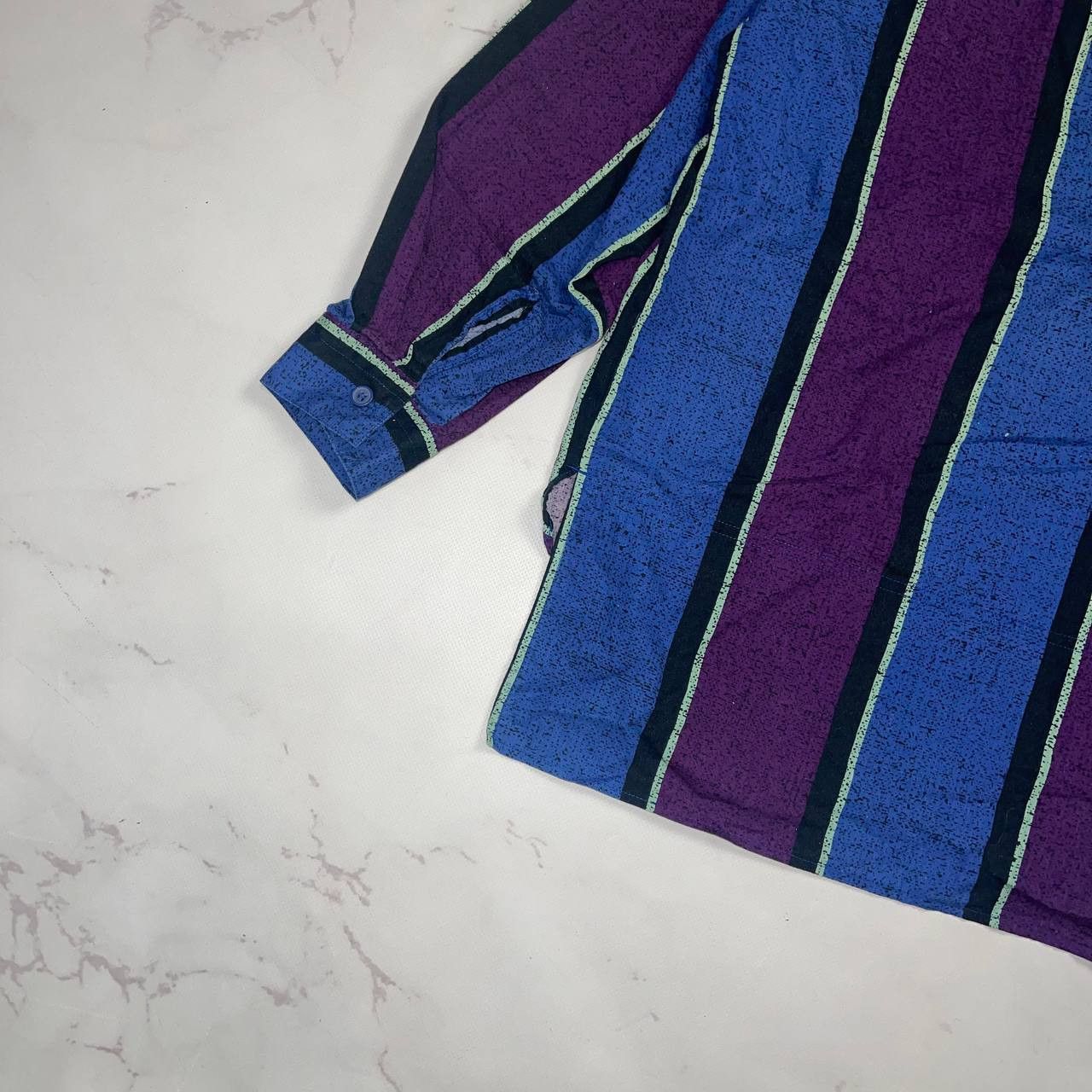 Vintage Vintage x streatwear 90s Martinique Rainbow Button Shirt Size US L / EU 52-54 / 3 - 8 Thumbnail