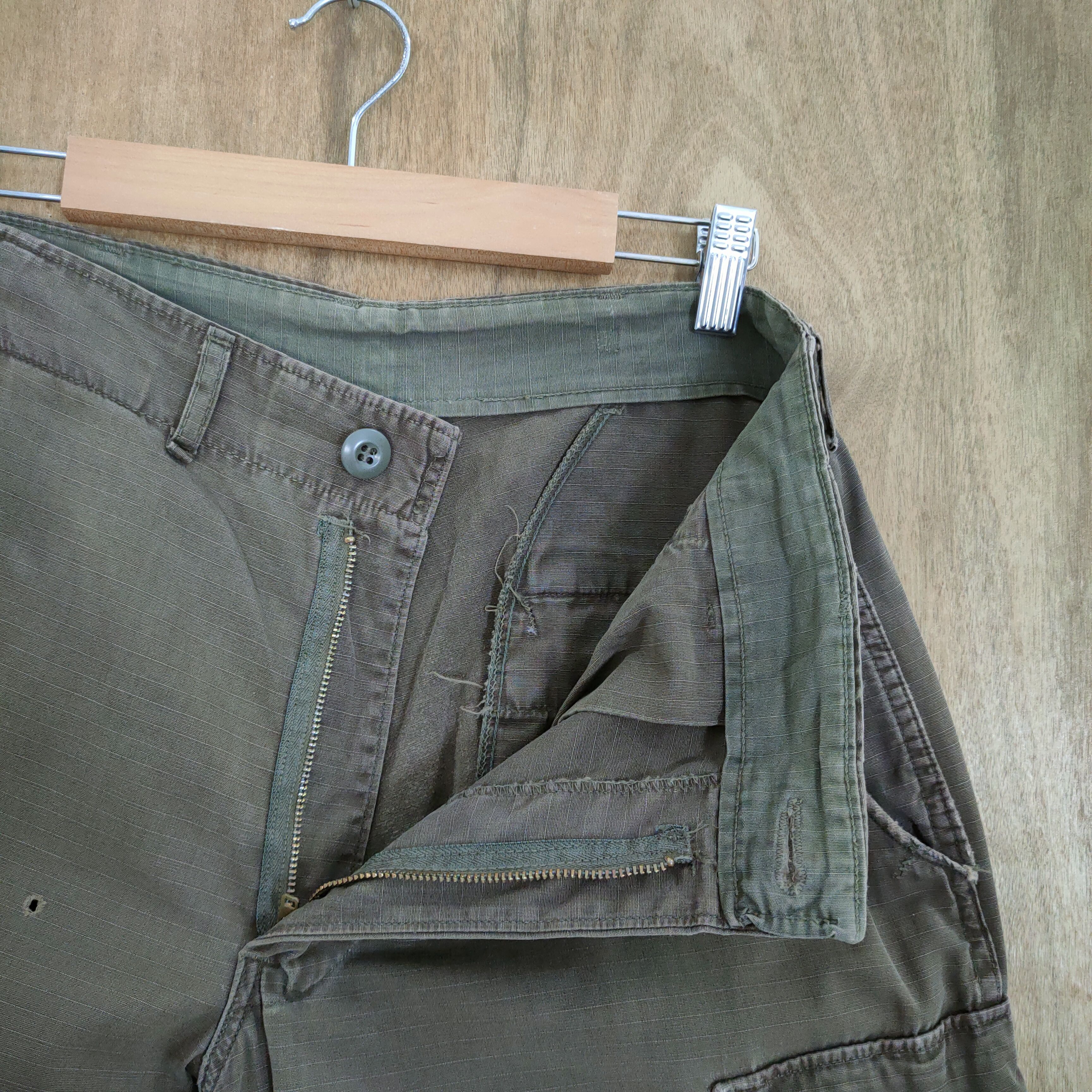 Japanese Brand VINTAGE MILITARY BROWN FADED CARGO PANTS Size US 30 / EU 46 - 13 Thumbnail