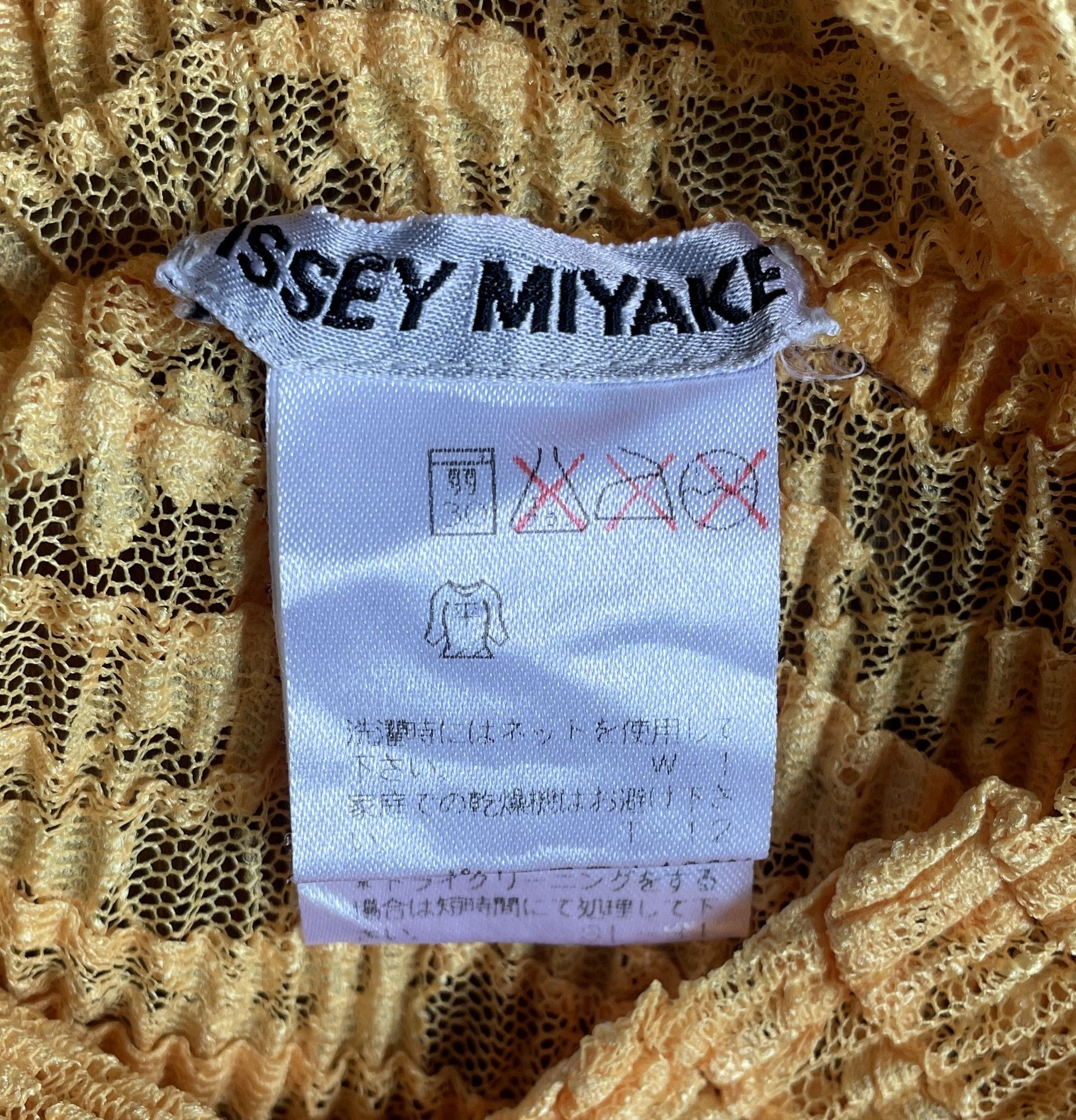 Pleats Please Issey Miyake ISSEY MIYAKE Turtle Neck Sweaters Vintage Size XS / US 0-2 / IT 36-38 - 3 Thumbnail