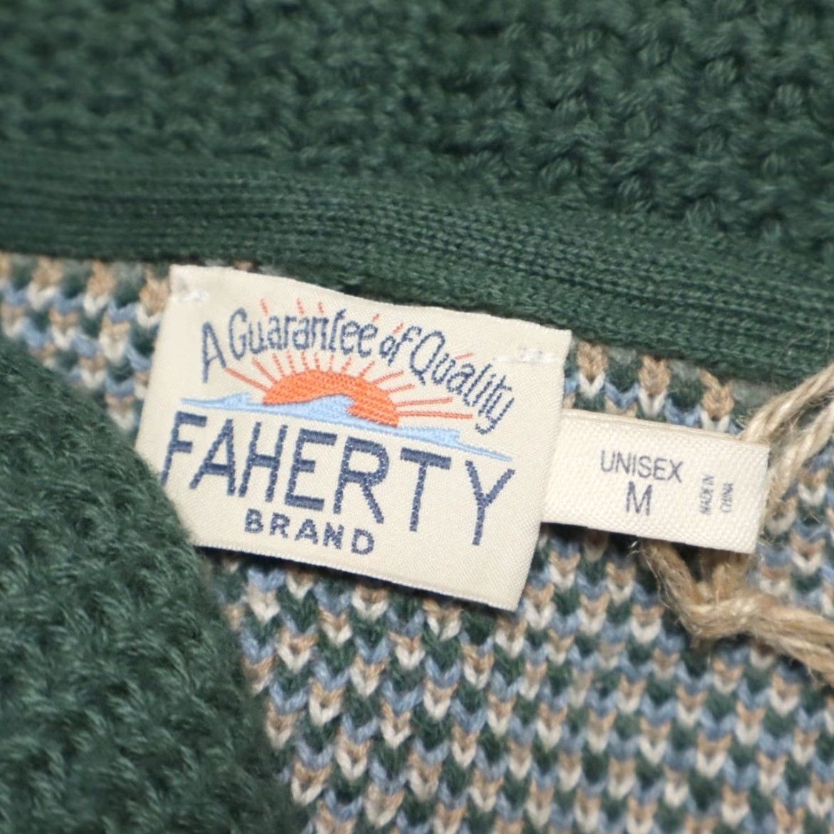 Faherty Faherty Camp Cardigan Cowichan Solid Long Sleeve Sweater Green Men's M Shirt Size US M / EU 48-50 / 2 - 5 Thumbnail