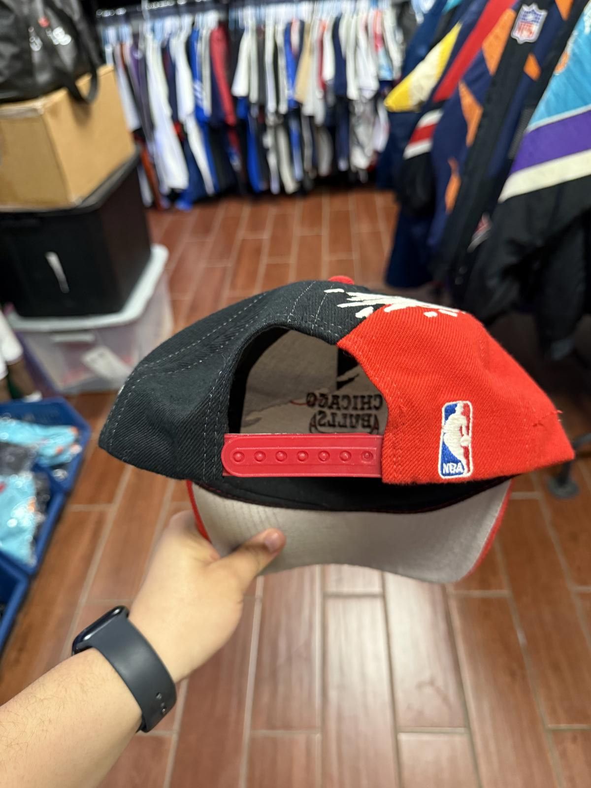 Logo Athletic 90's Vintage Chicago Bulls Splash Snapback Hat Size ONE SIZE - 5 Thumbnail