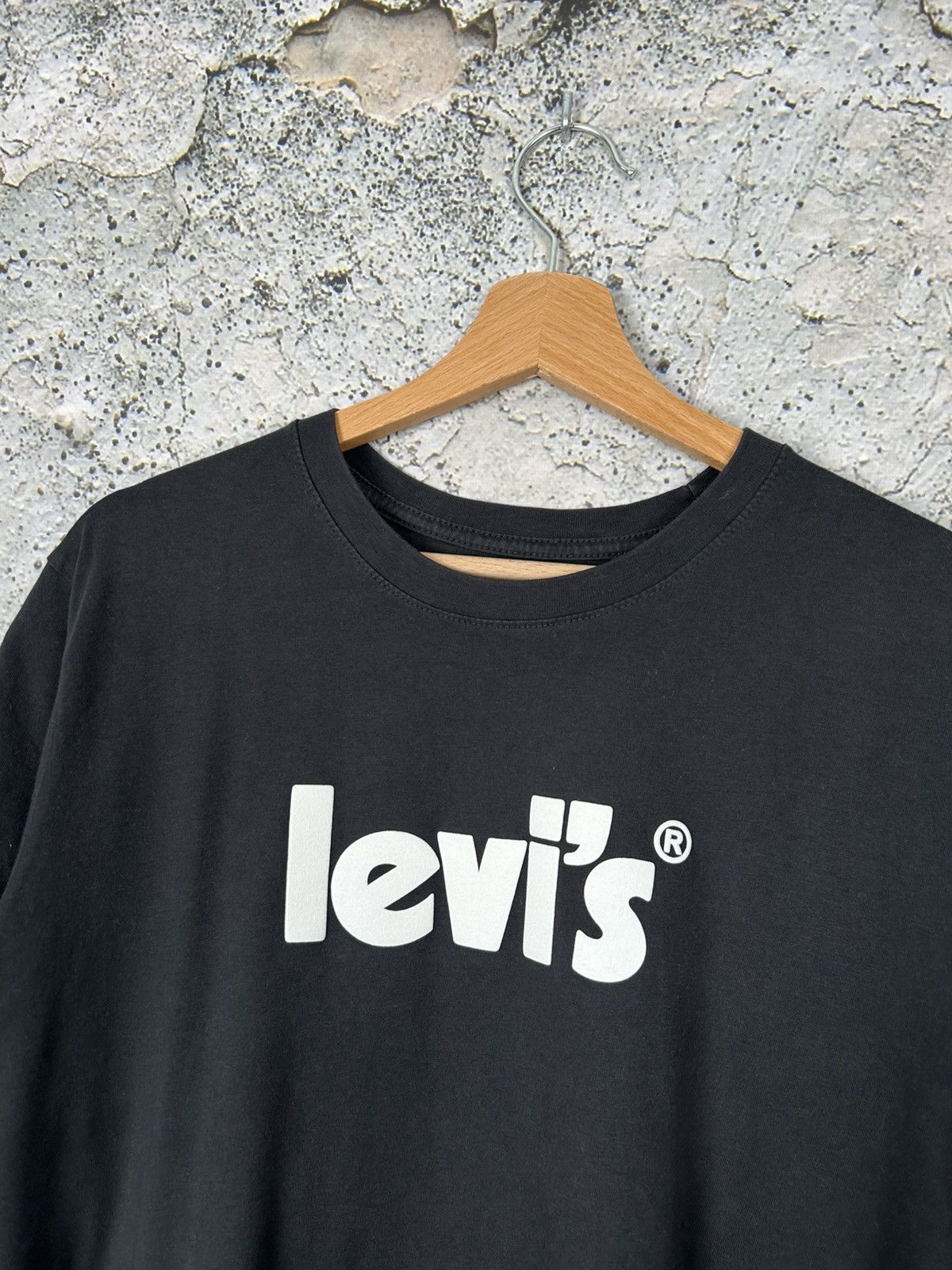 Levi's Levis Logo Graphic Tee Streetwear Black Hype Size US M / EU 48-50 / 2 - 3 Thumbnail