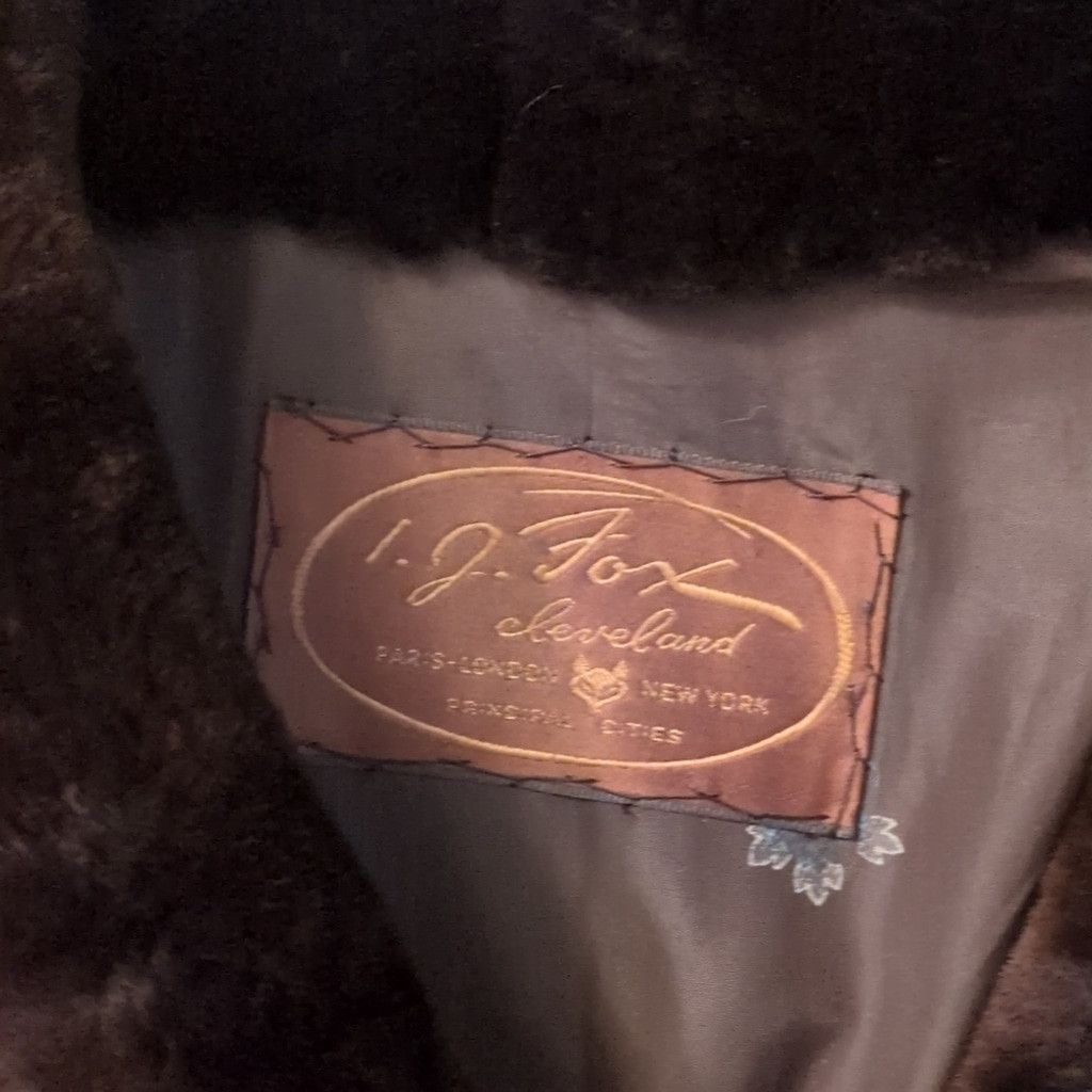 Other I.J. Fox Cleveland Chocolate Brown Fur Coat Size M? Size M / US 6-8 / IT 42-44 - 2 Thumbnail
