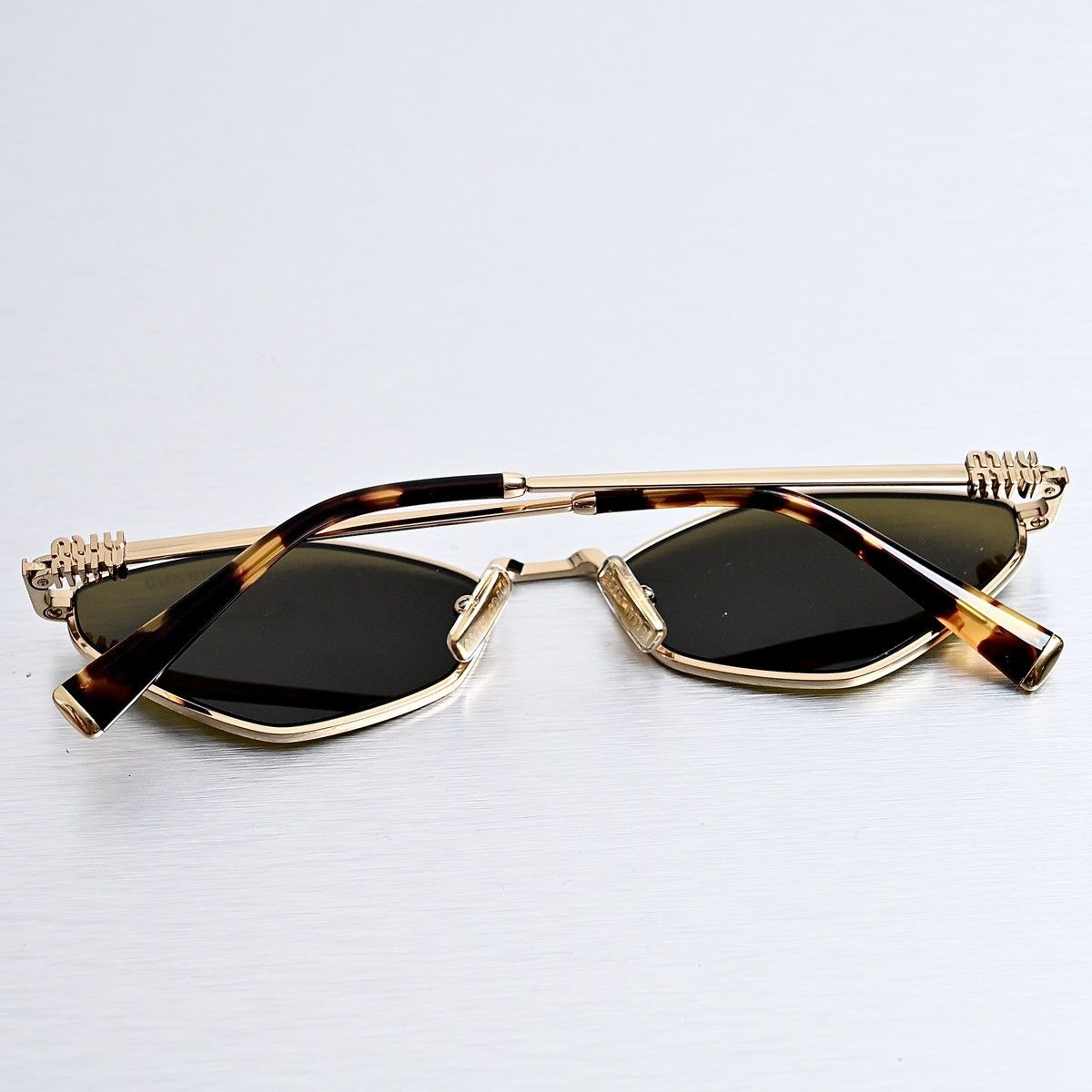 Miu Miu MIU MIU 0MU 56ZS SUNGLASSES Size ONE SIZE - 8 Thumbnail