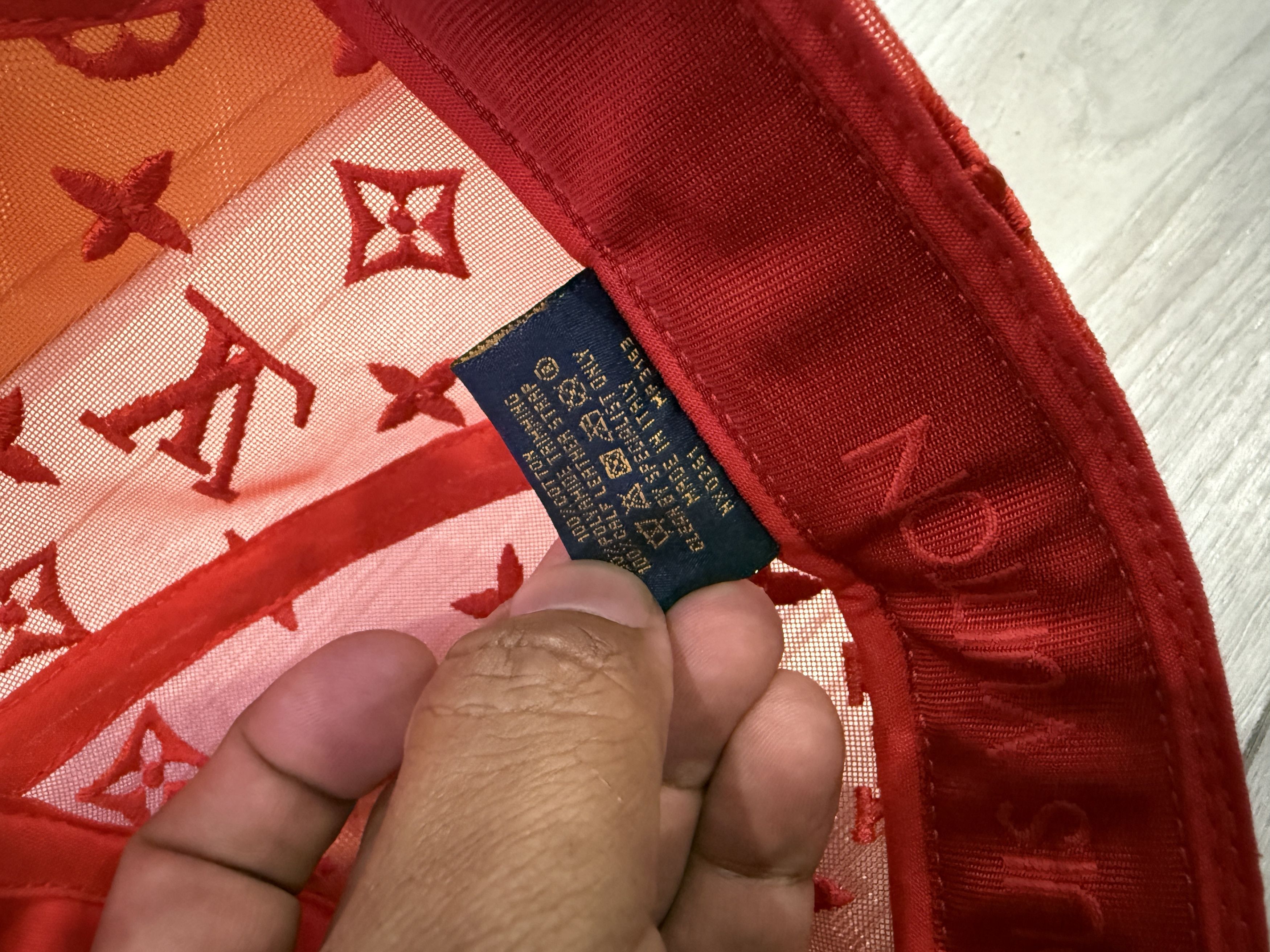 Louis Vuitton Louis Vuitton LV Embroidered Mesh Cap 60 Soho Exclusive Size ONE SIZE - 4 Thumbnail