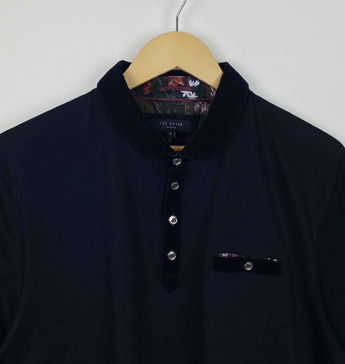 Ted Baker Ted Baker Polo Shirt Buttons Ups Men’s Size 6 Navy Blue Top Size US XXL / EU 58 / 5 - 2 Thumbnail