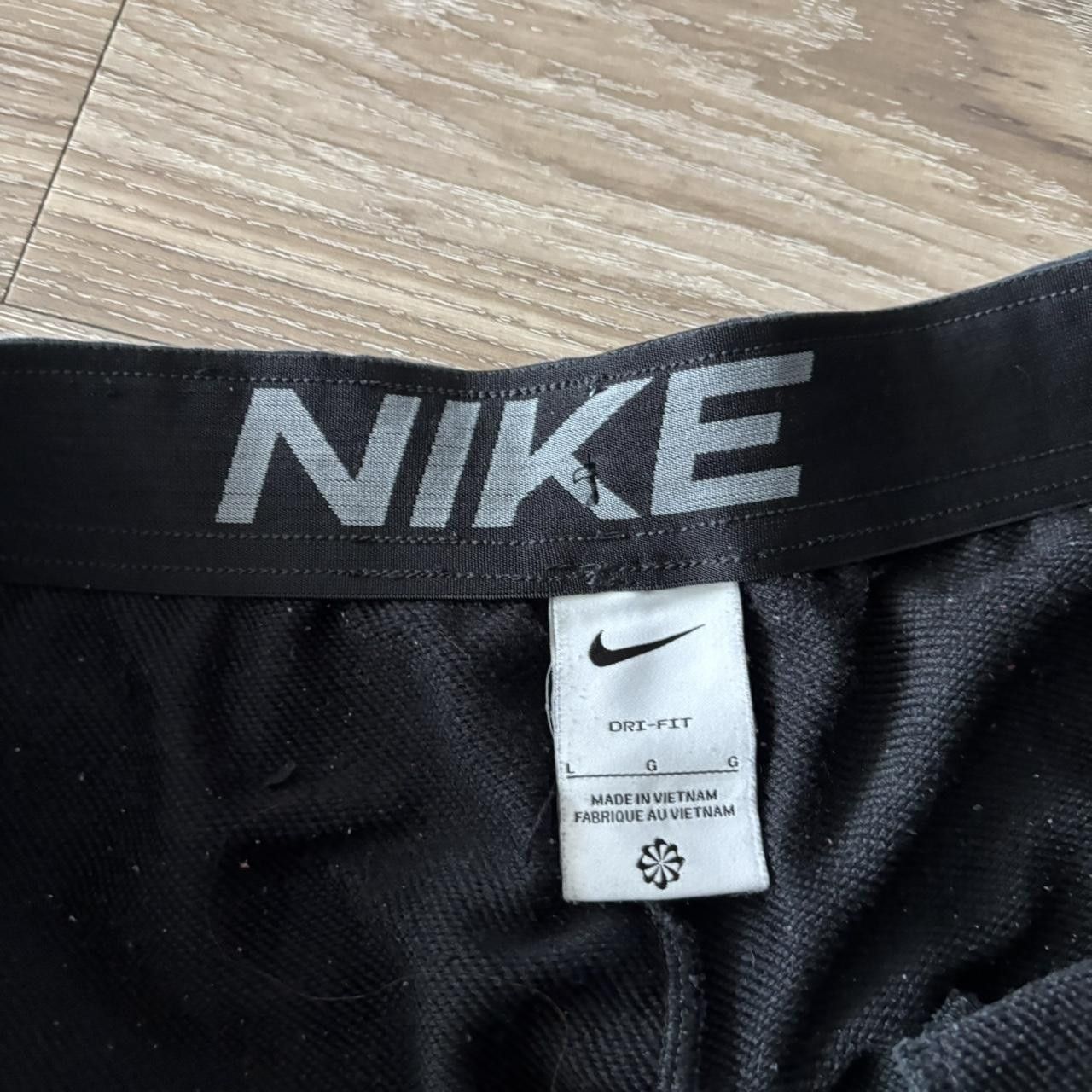 Nike Crazy Vintage Y2K/2000s Faded Black Nike Swoosh Essential Sweatpants! Fits M Size US 34 / EU 50 - 5 Thumbnail