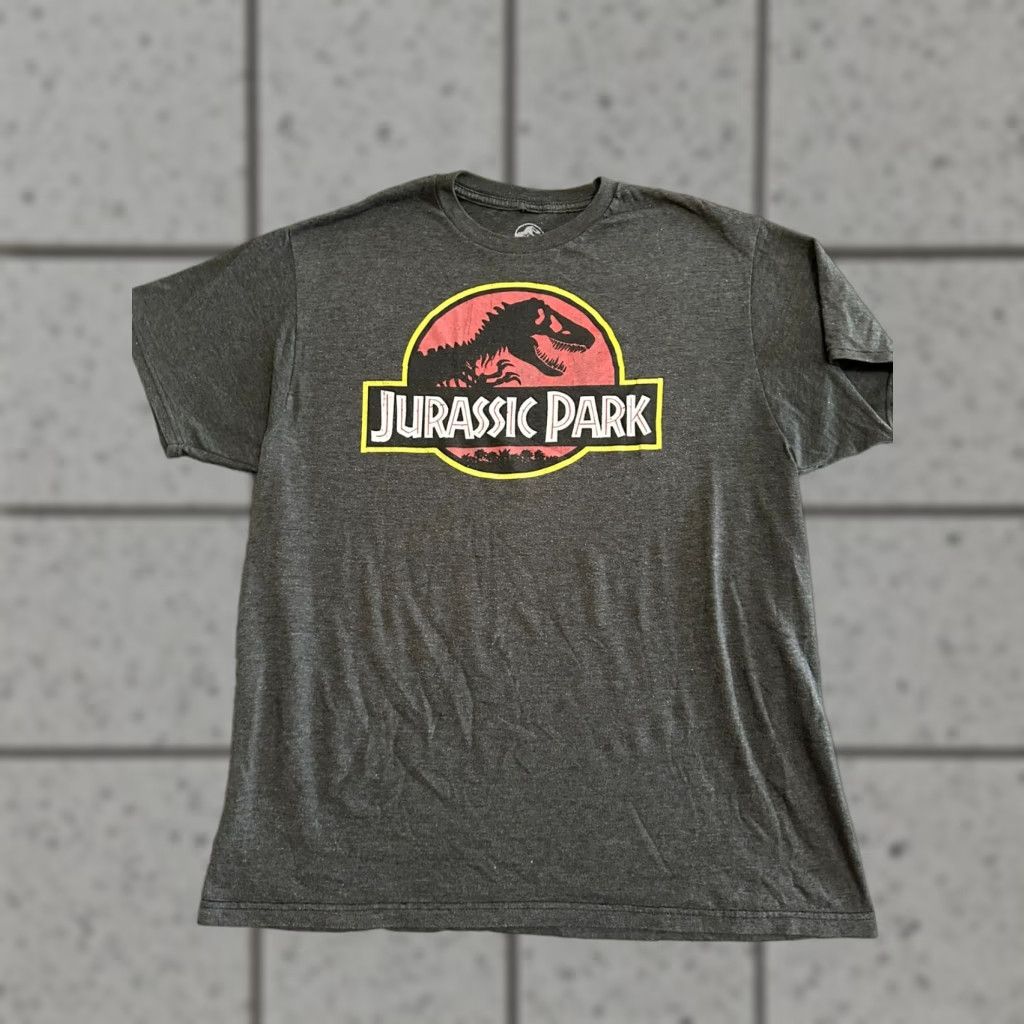 Vintage Jurassic Park Mens Shirt XL Gray Graphic Logo Movie T-Shirt Regular Fit Short Sleeve Crew Neck All Seasons Size US XL / EU 56 / 4 - 1 Thumbnail