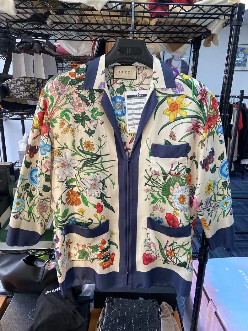 Gucci Gucci Floral Print Silk Casual Jacket Size US M / EU 48-50 / 2 - 1 Thumbnail