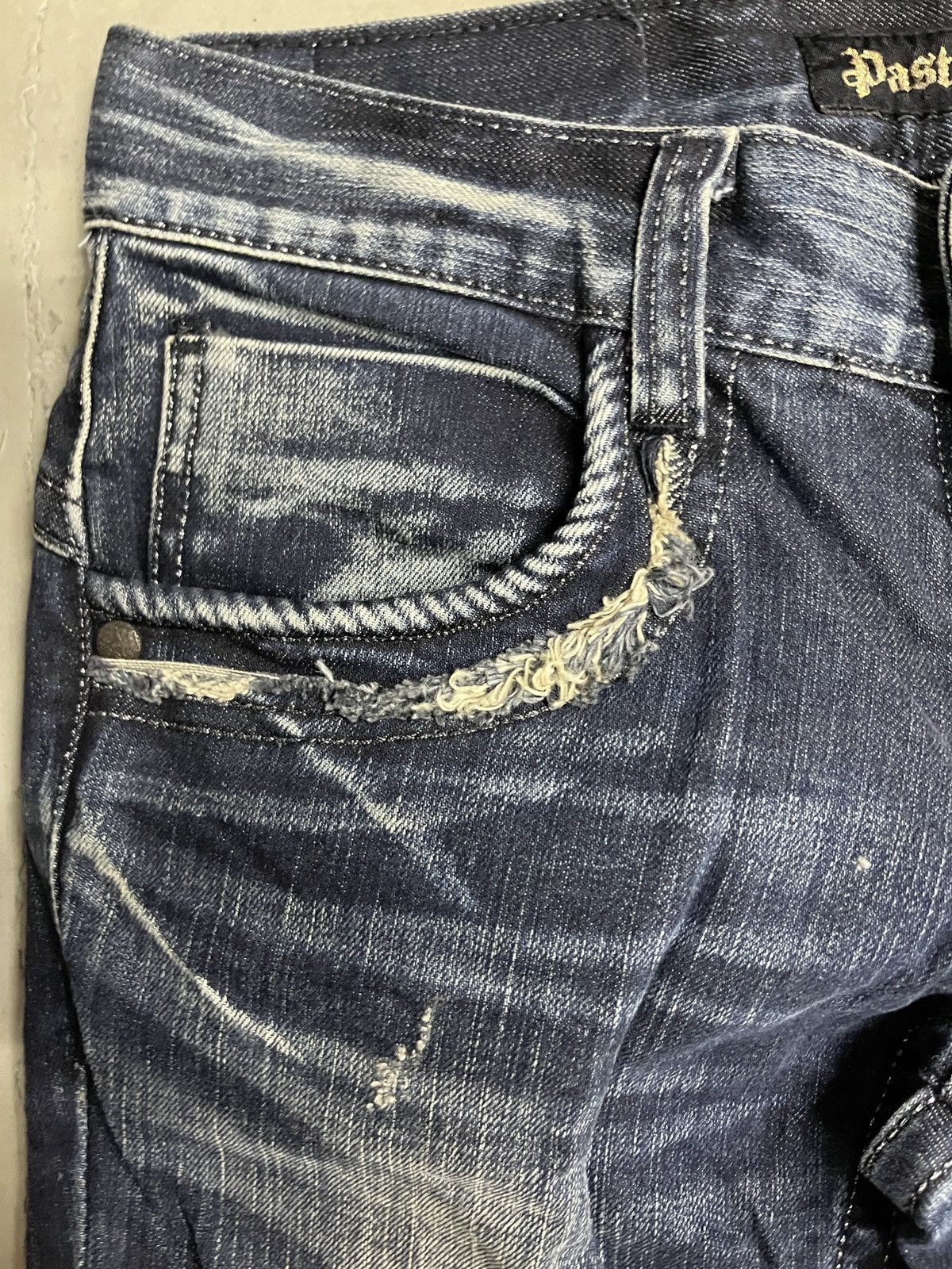Japanese Brand Japanese Punk Indigo Flare Lightning Wash Pasta Denim Size US 29 - 10 Thumbnail