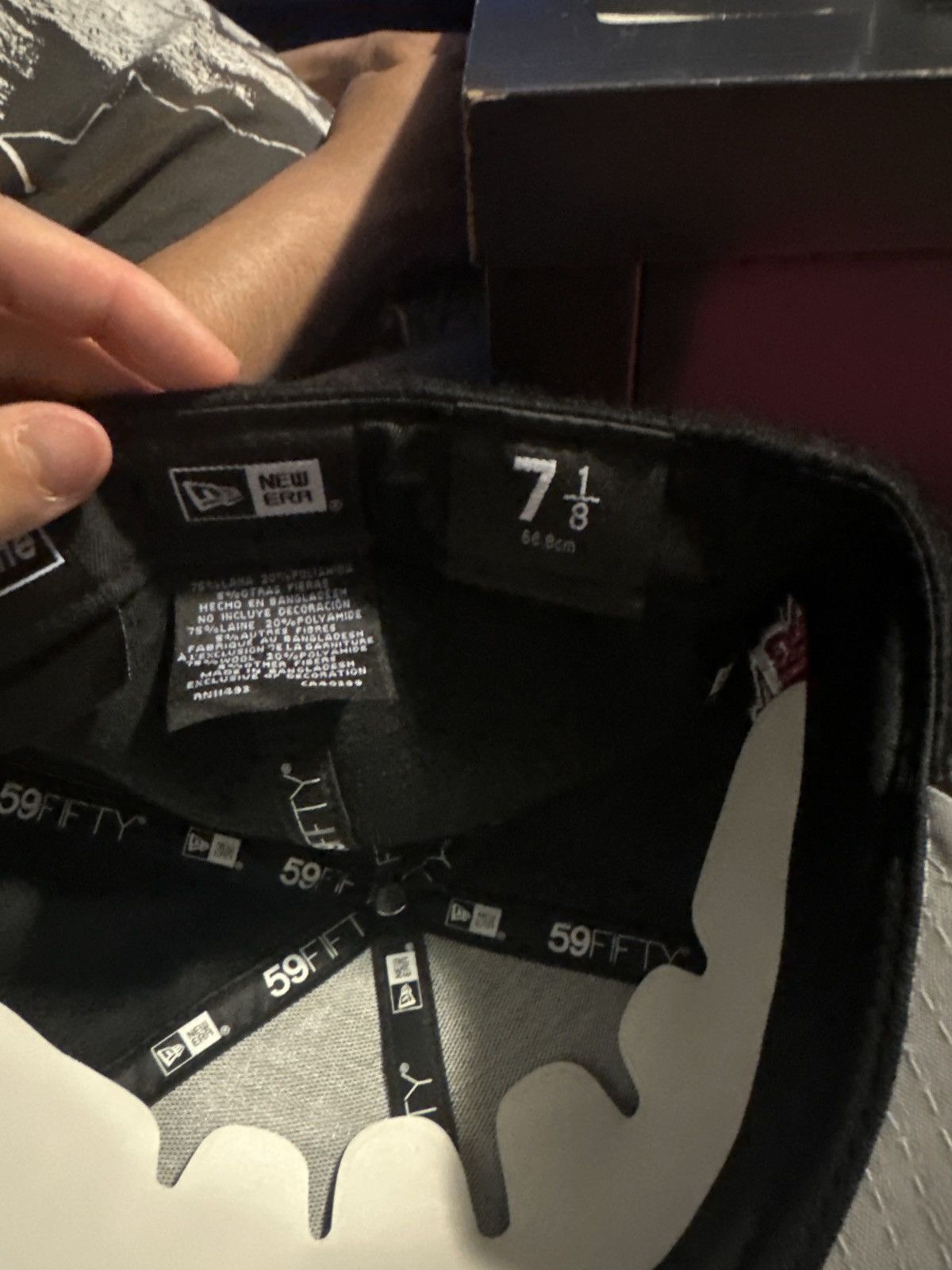 New Era × Supreme Supreme Velor Hat Size ONE SIZE - 3 Thumbnail