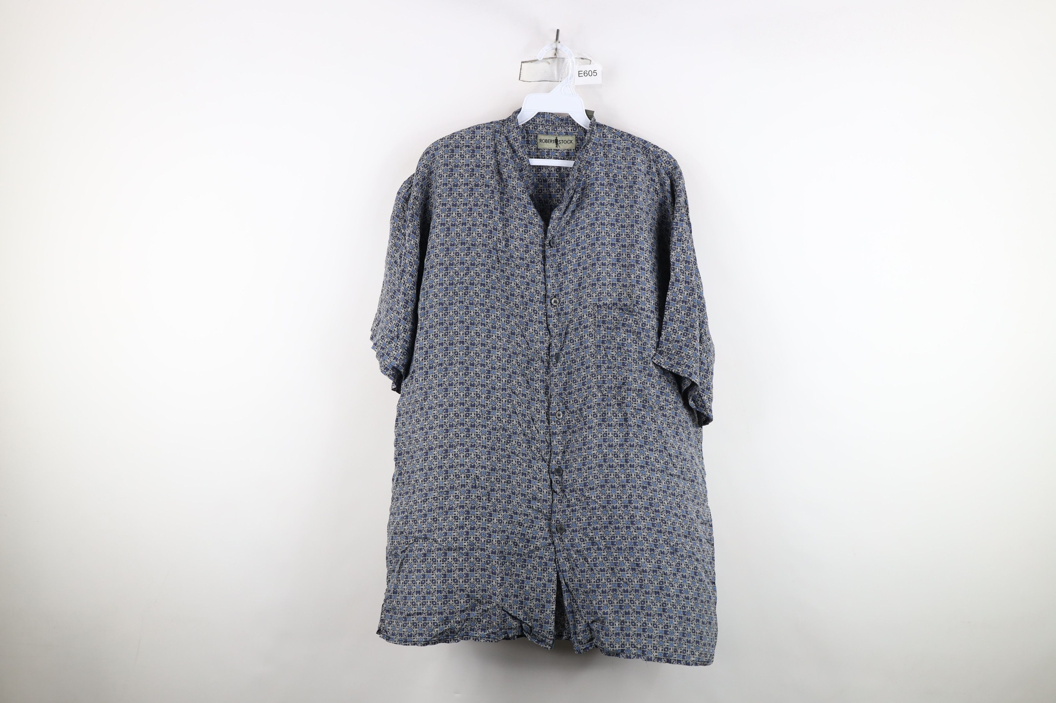 Vintage Vintage 90s Streetwear Silk Flower Band Collar Button Shirt Size US L / EU 52-54 / 3 - 1 Thumbnail